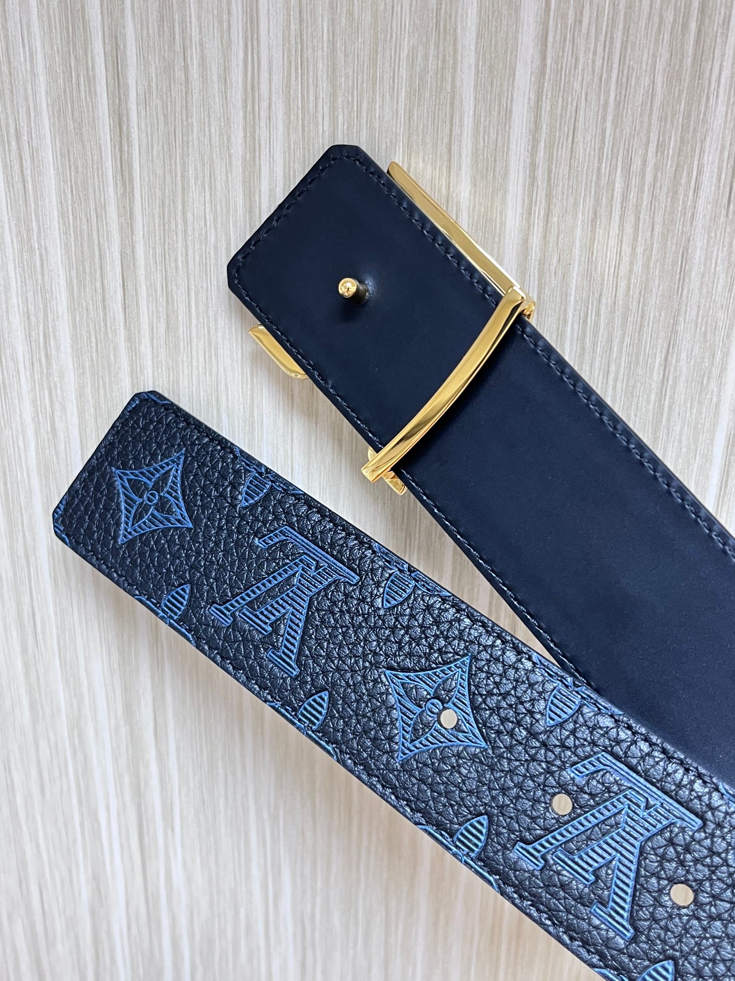 Louis Vuitton Basic Belt Cow Leather Gold M-l