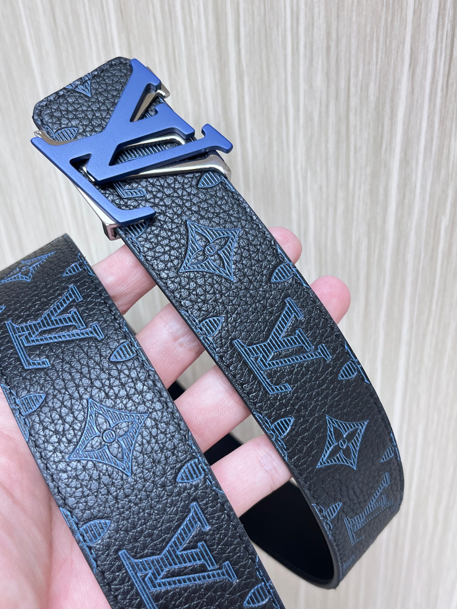 Louis Vuitton Basic Belt Cow Leather Silver M-l