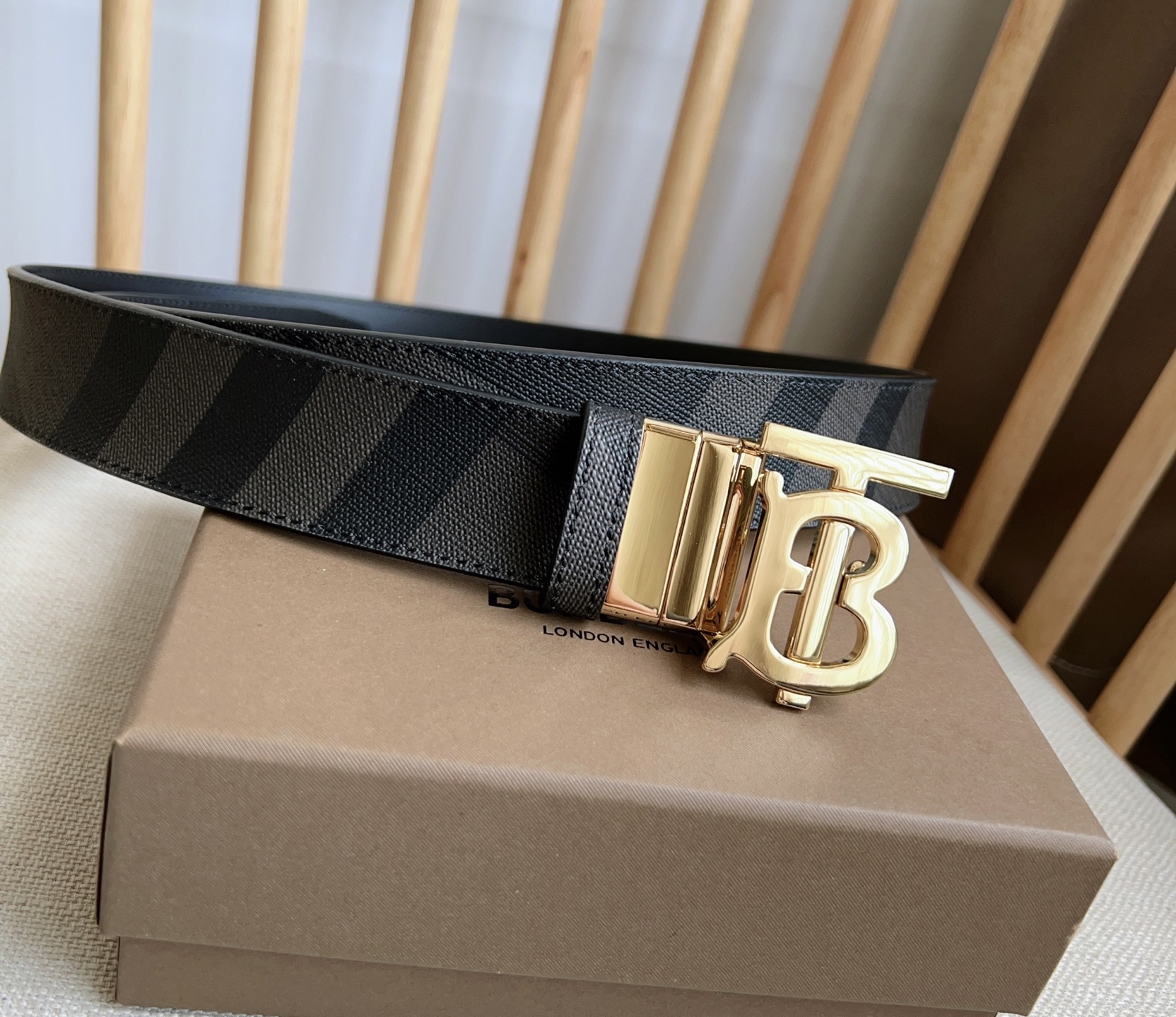 Burberry Basic Belt M-l