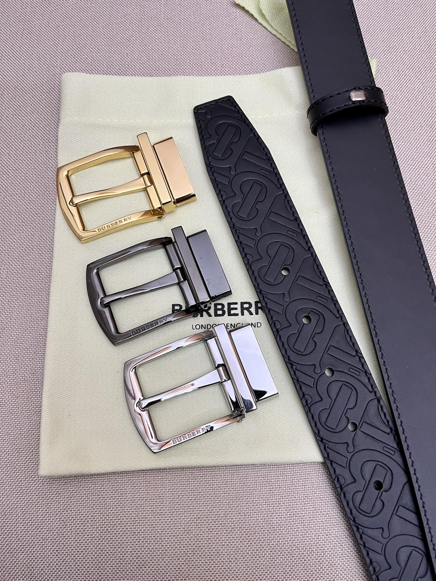 Burberry Male Leather Belt Top Grain Leather M