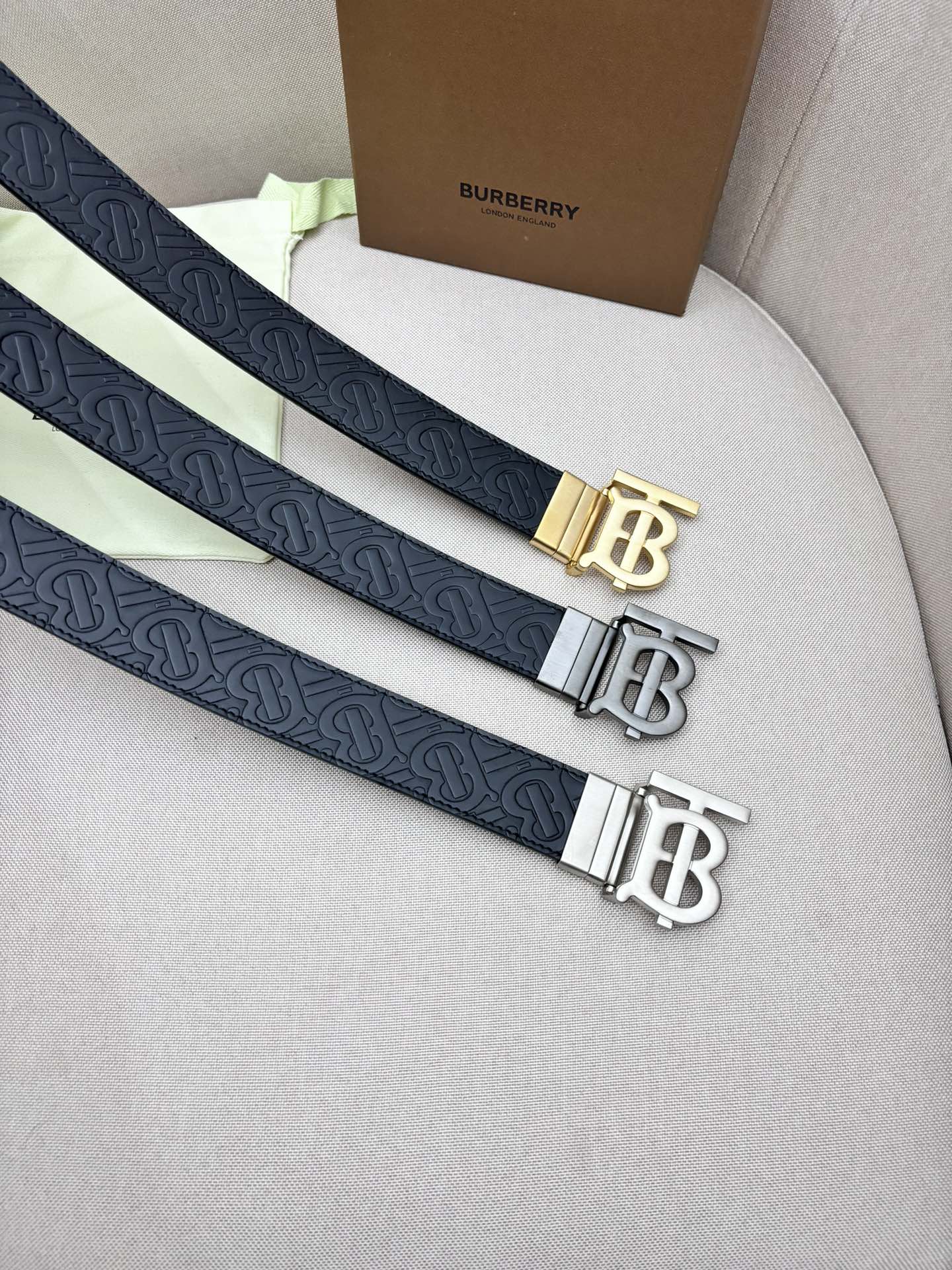 Burberry Male Leather Belt Top Grain Leather M