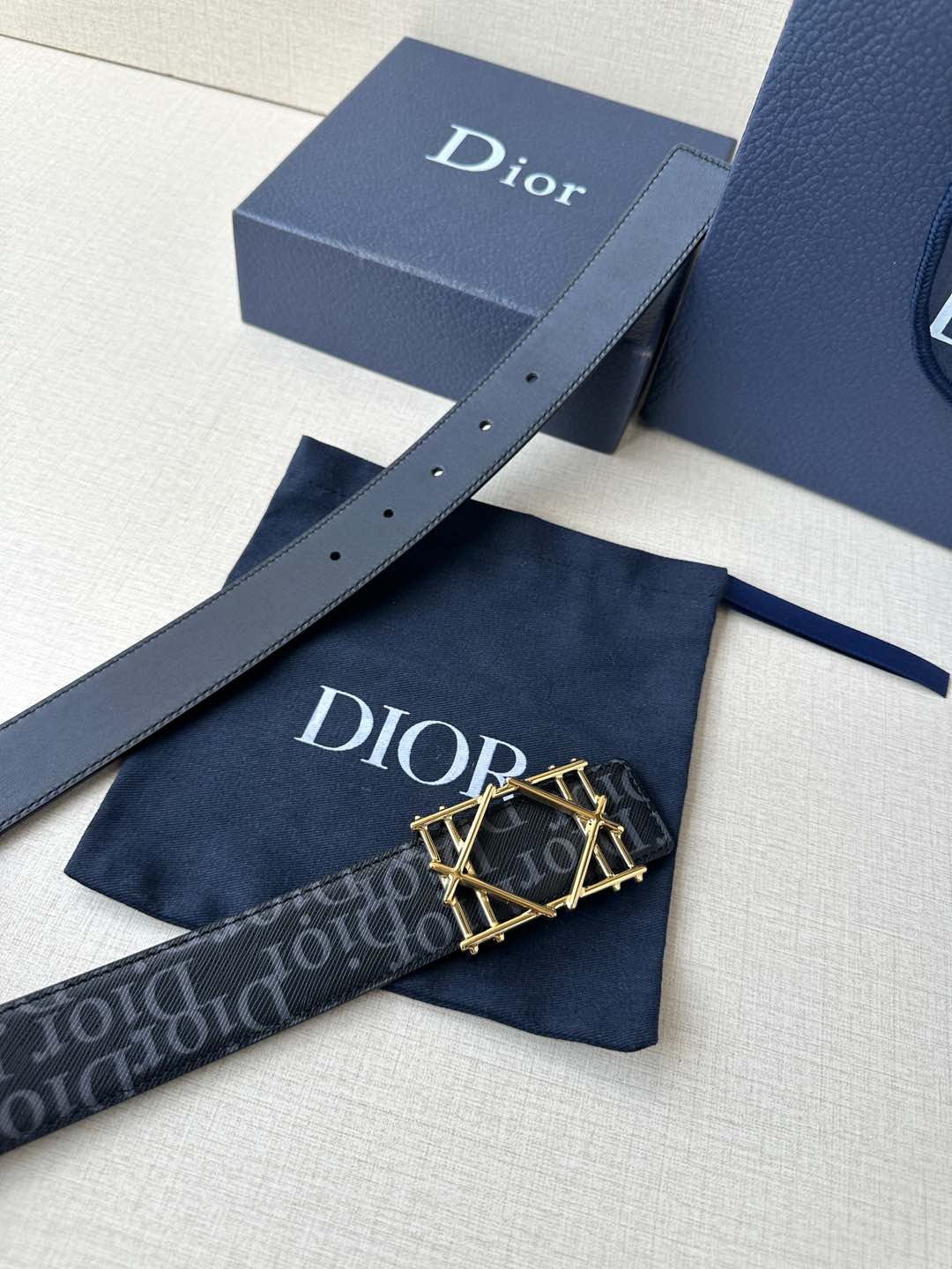 Dior Male Basic Belt M
