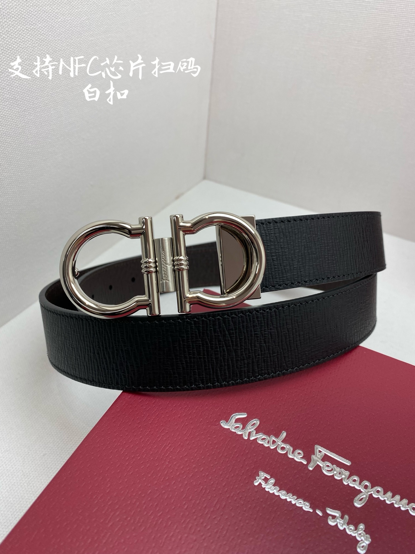 Salvatore Ferragamo Male Leather Belt Cow Leather M