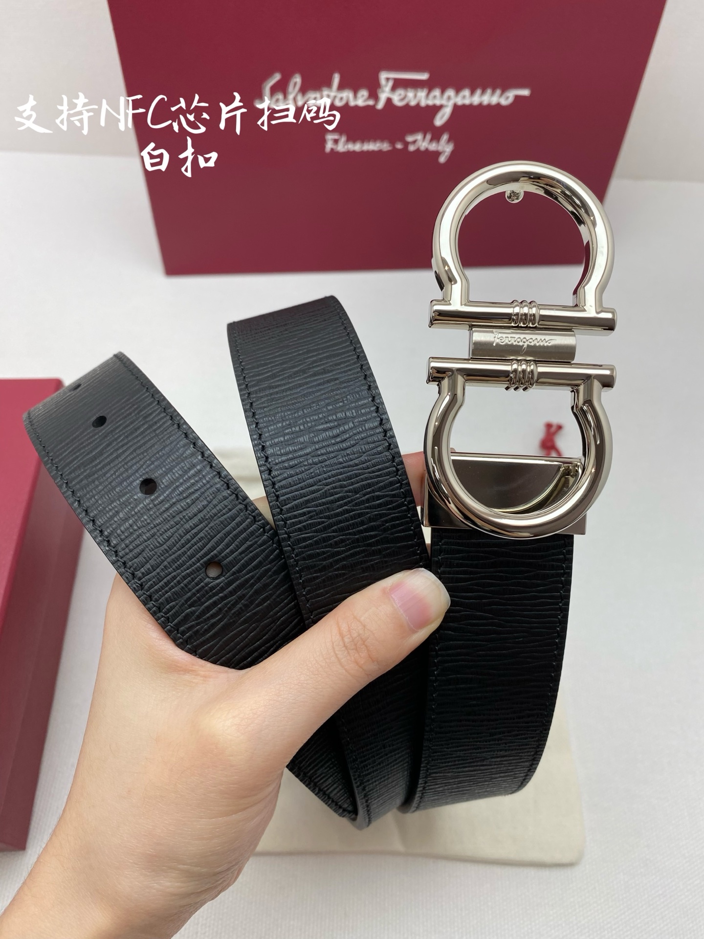 Salvatore Ferragamo Male Leather Belt Cow Leather M
