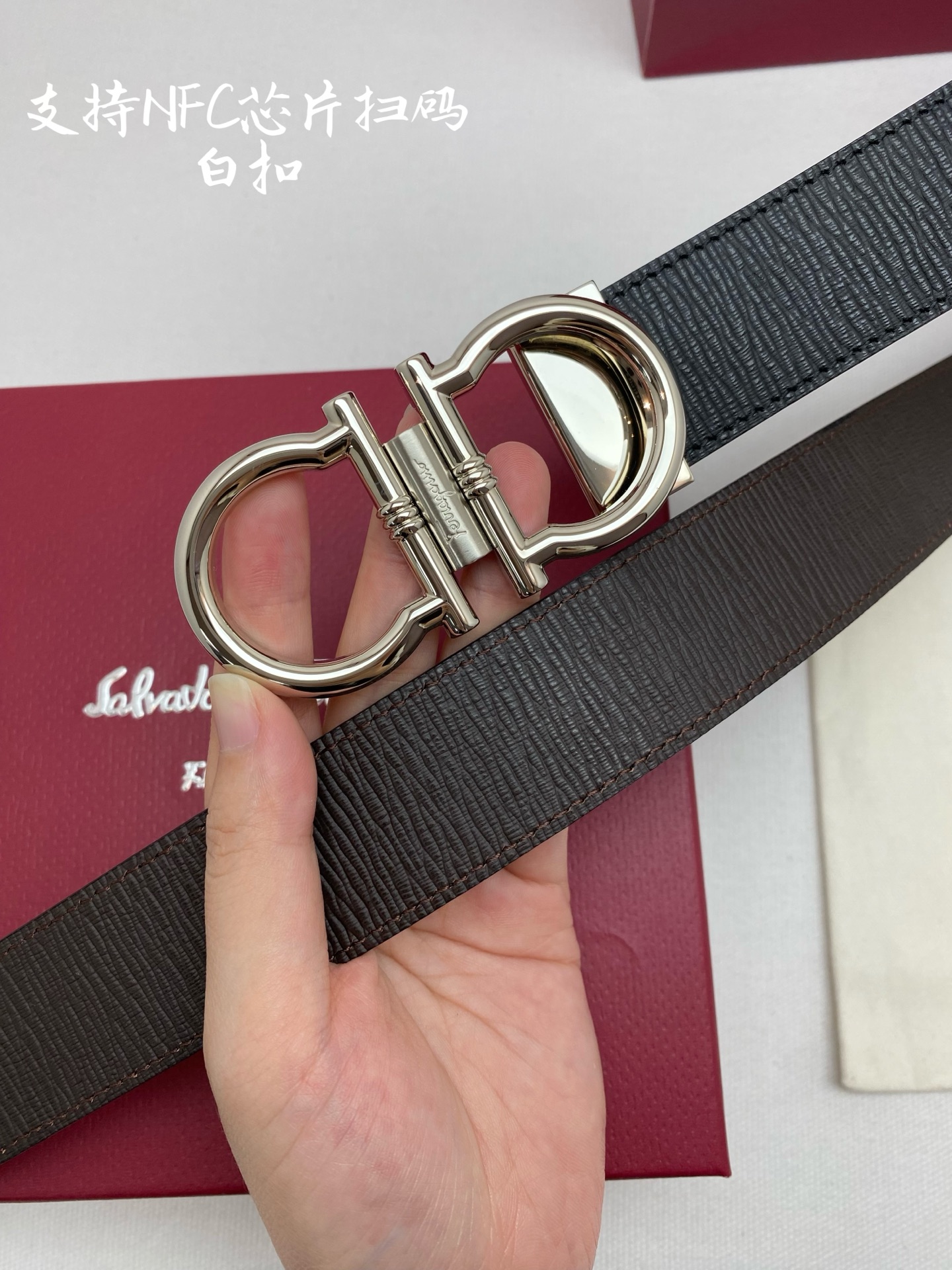 Salvatore Ferragamo Male Leather Belt Cow Leather M