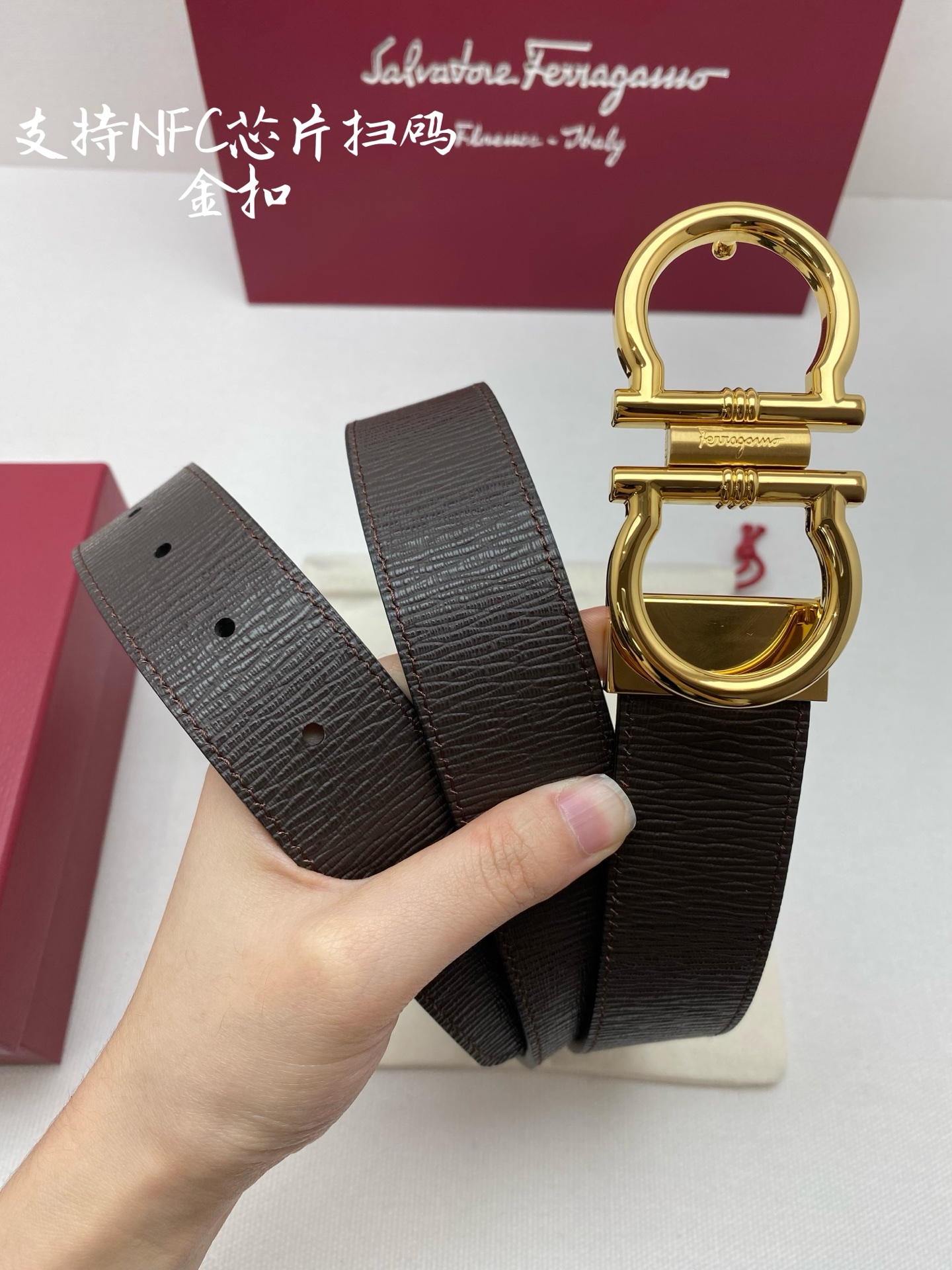 Salvatore Ferragamo Male Leather Belt Cow Leather M