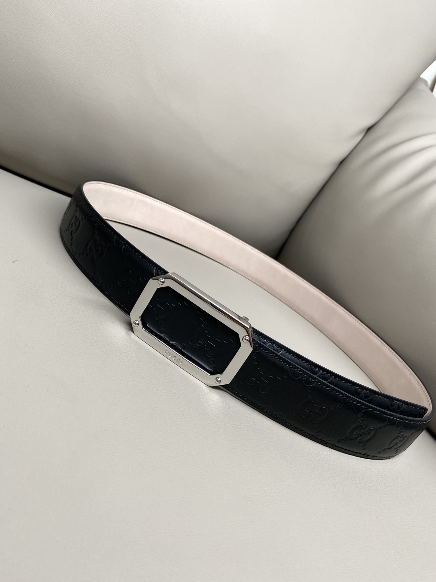 Gucci Basic Belt Cow Leather S