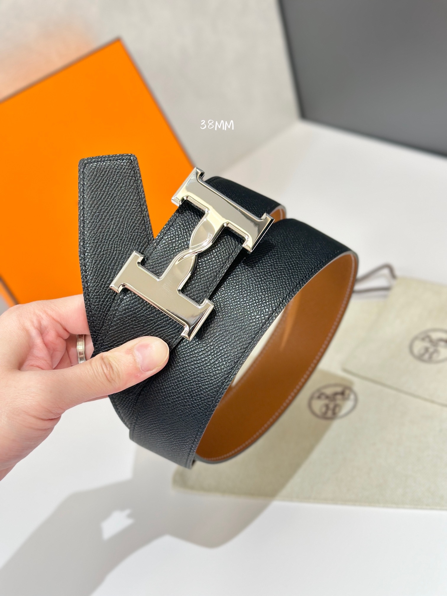 Hermès Basic Belt Cow Leather 38mm-s-l