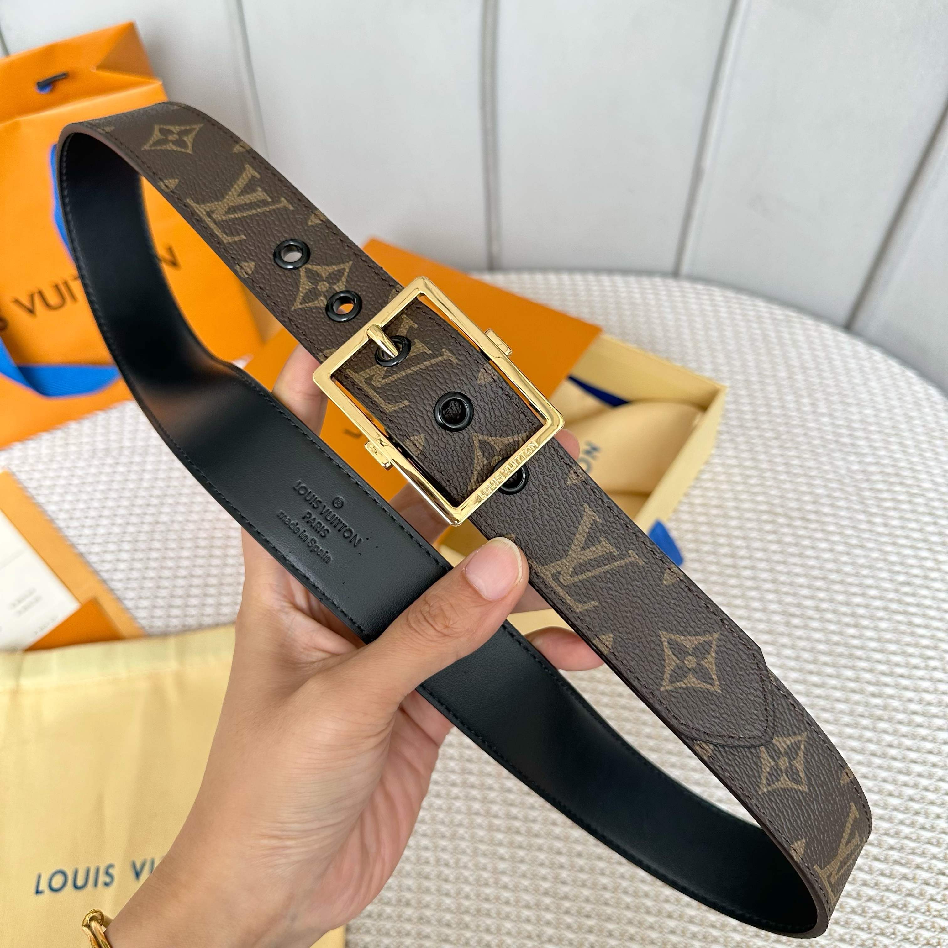 Louis Vuitton Male Basic Belt Cow Leather S-l