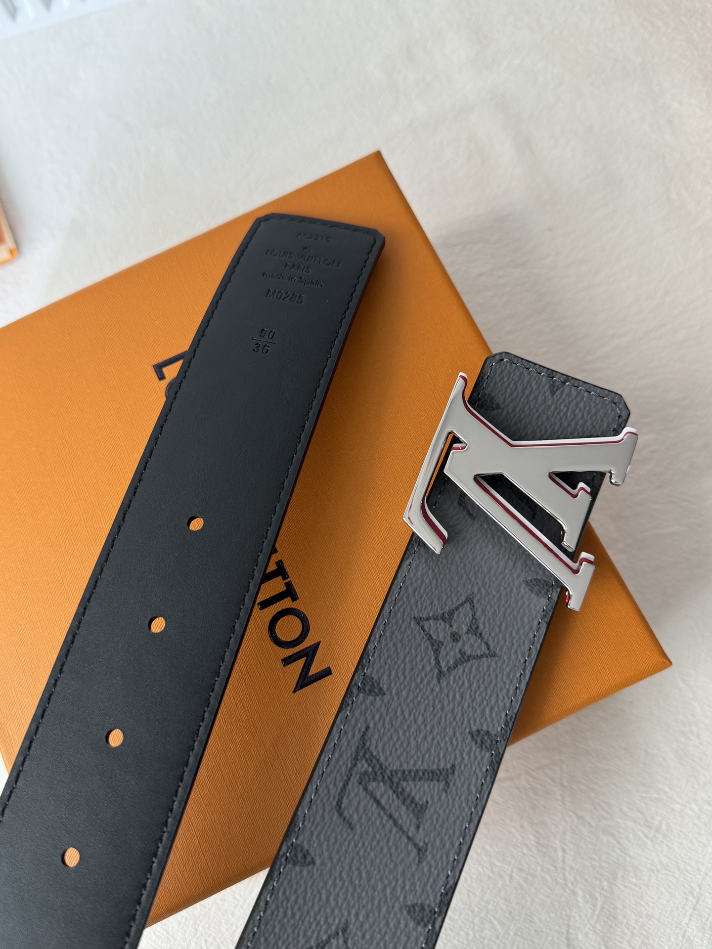 Louis Vuitton Basic Belt 40mm-s-m-l