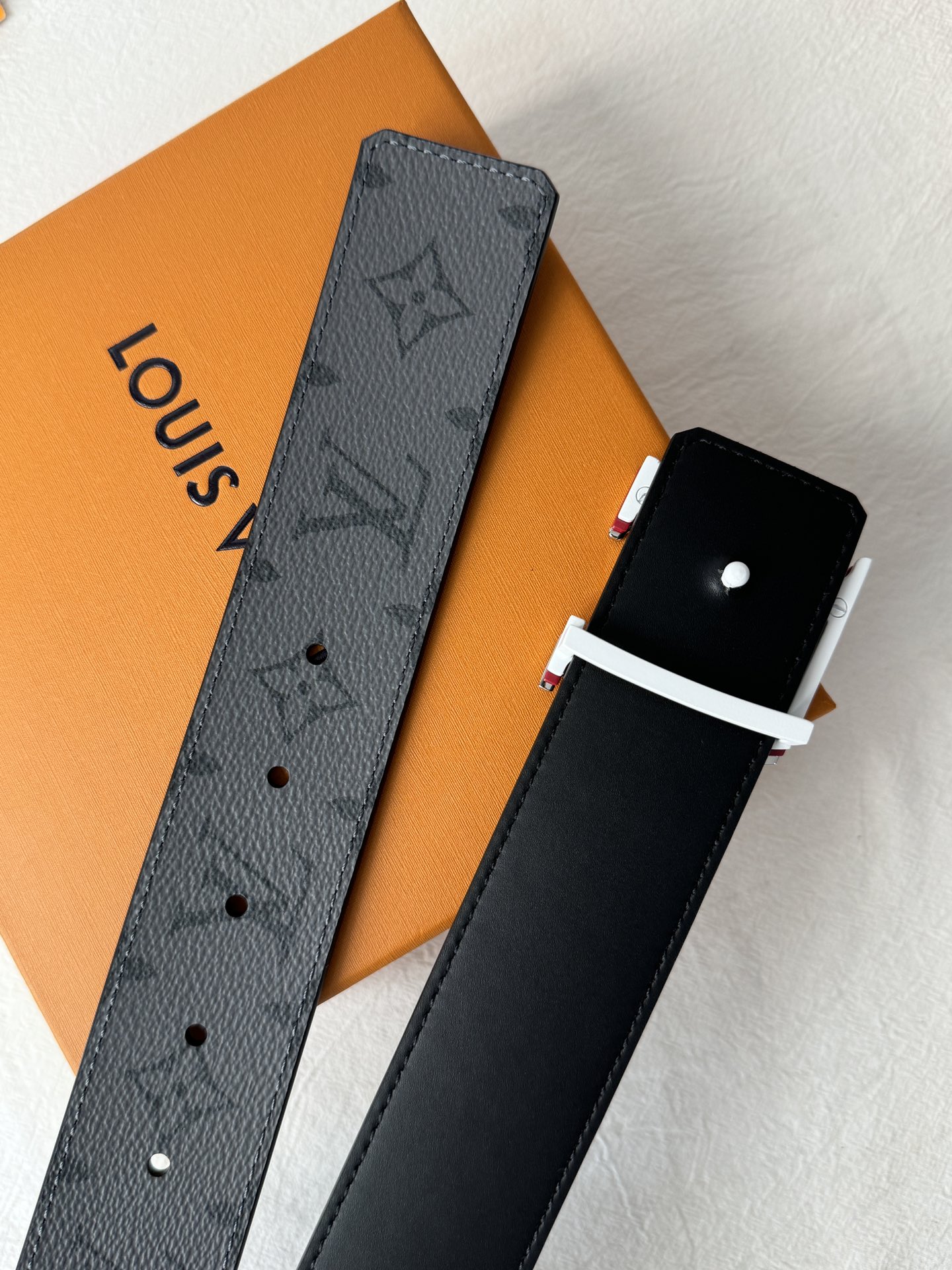 Louis Vuitton Basic Belt 40mm-s-m-l