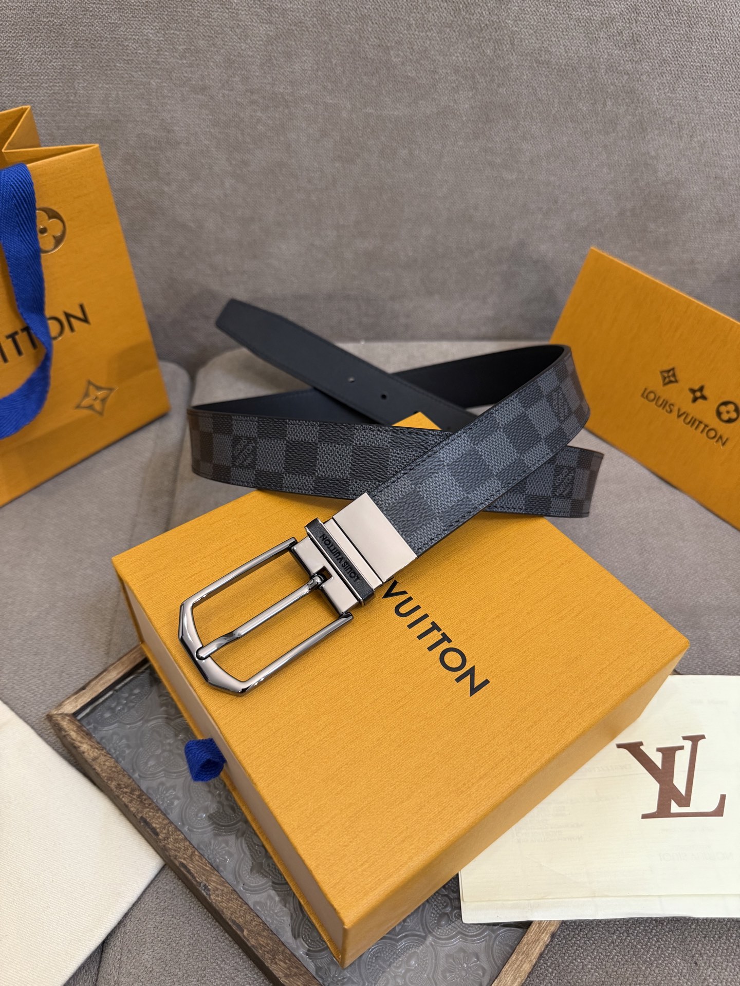 Louis Vuitton Leather Belt S-m-l