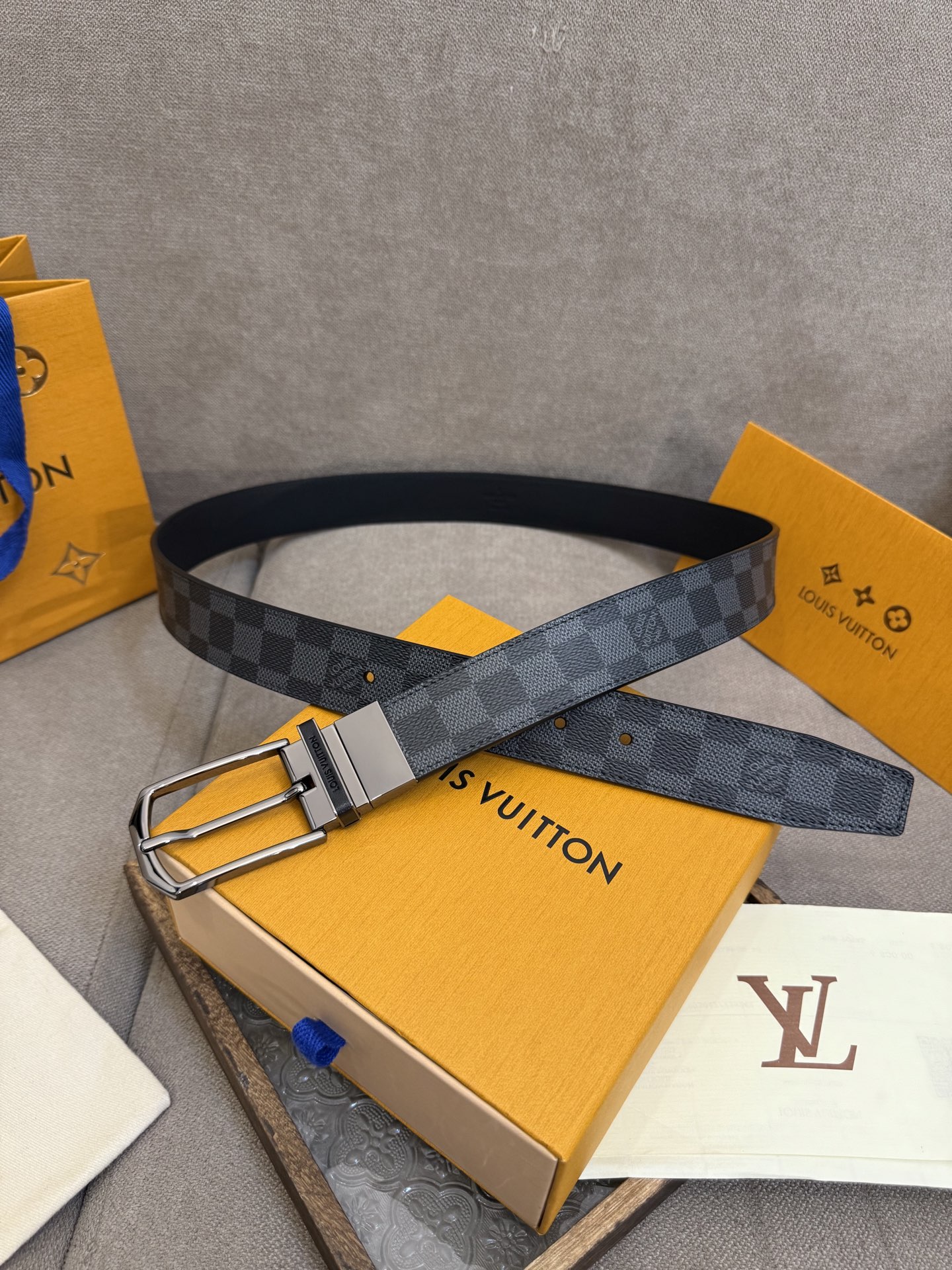 Louis Vuitton Leather Belt S-m-l
