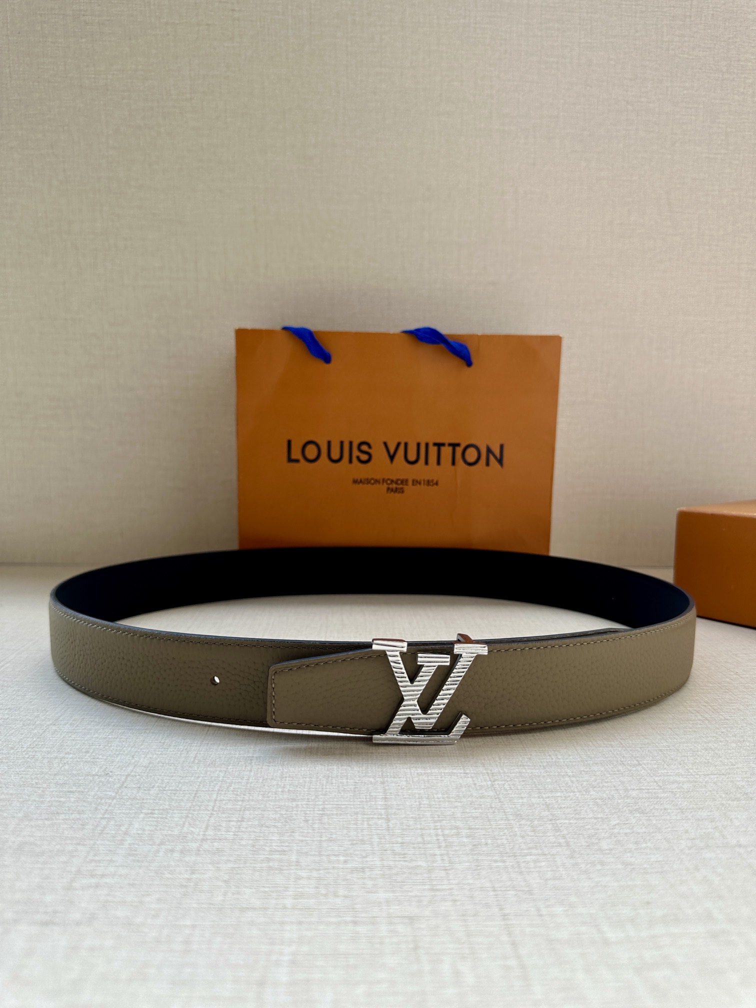 Louis Vuitton Basic Belt L