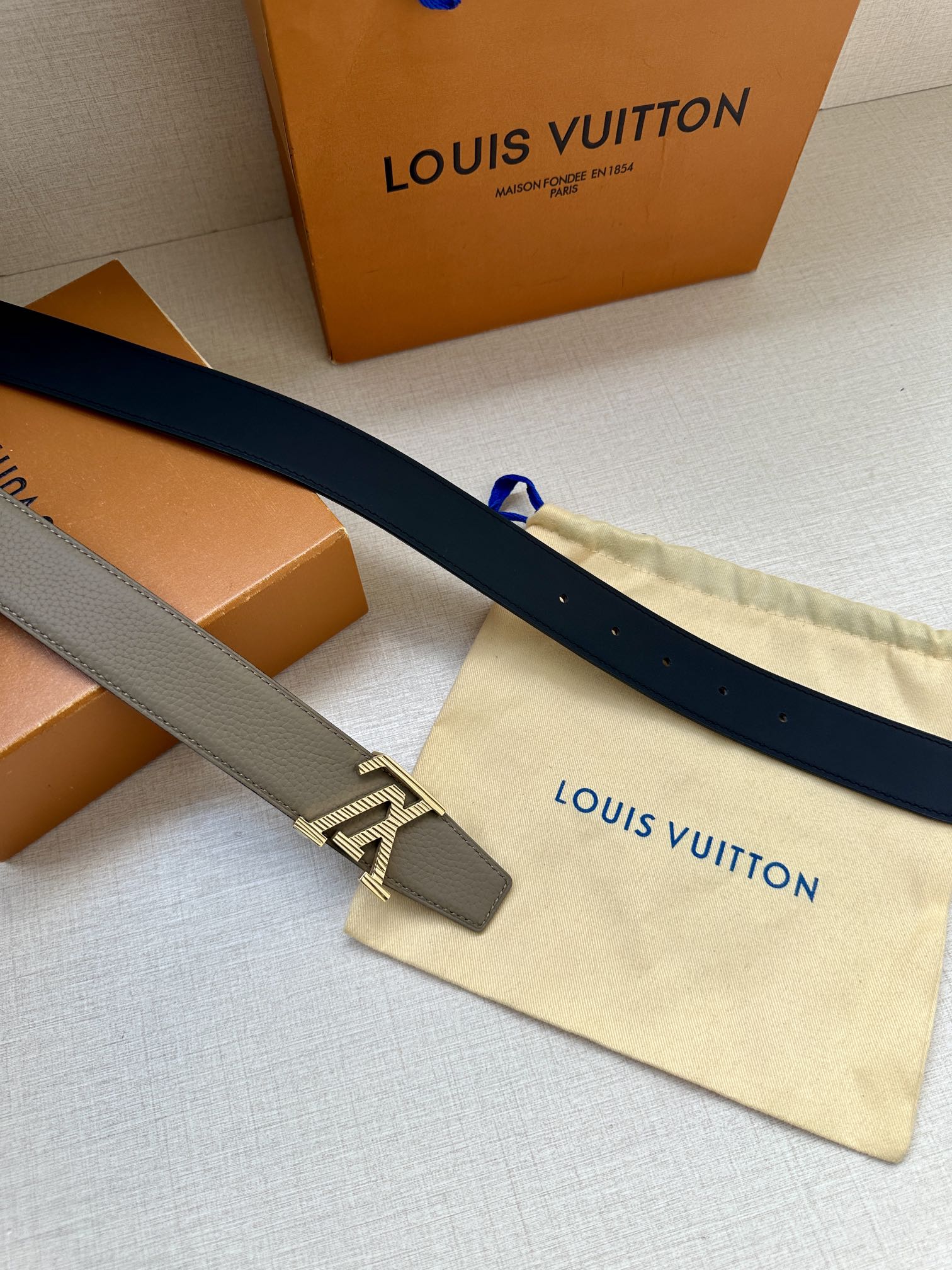 Louis Vuitton Basic Belt L