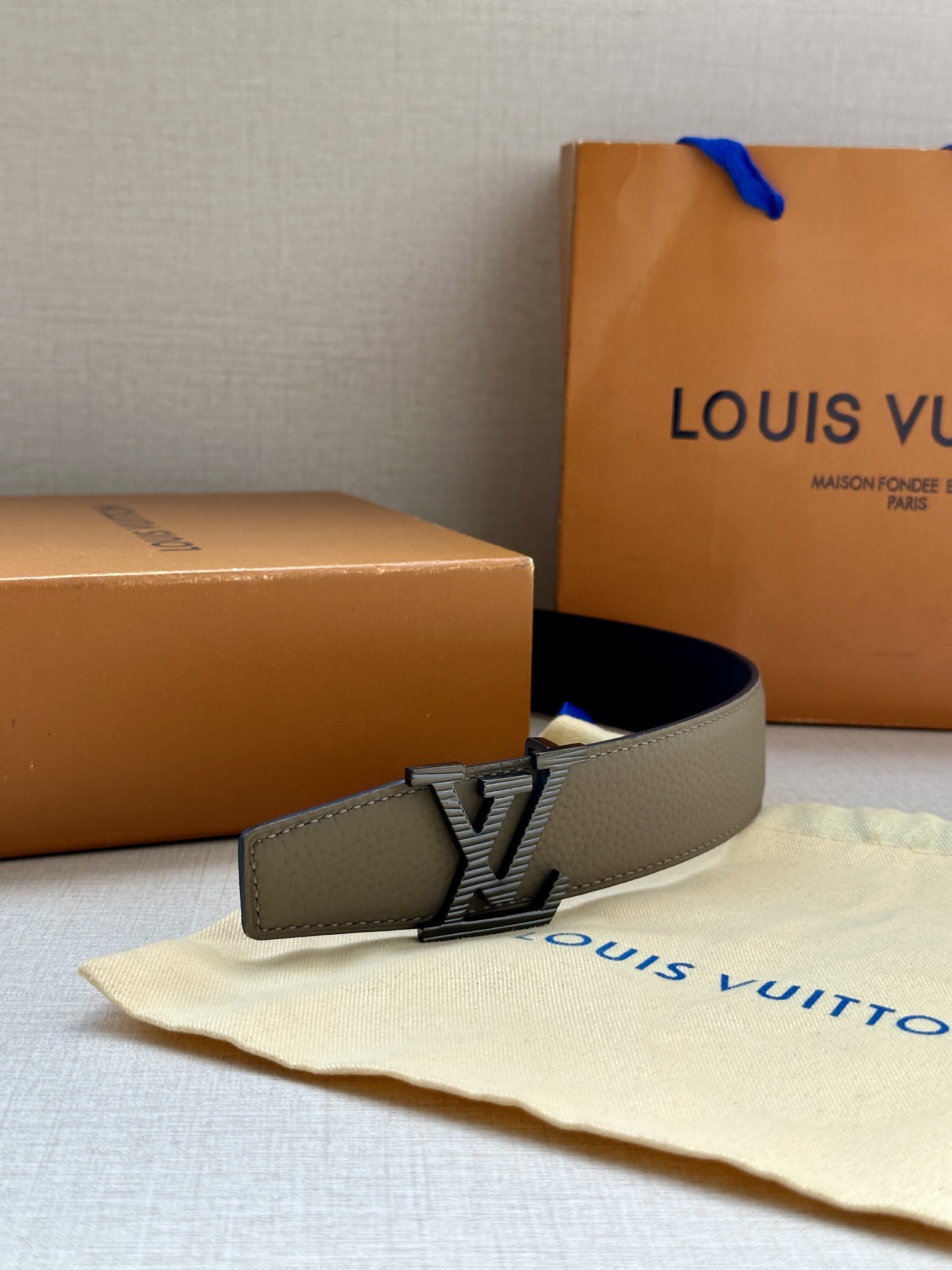 Louis Vuitton Basic Belt L