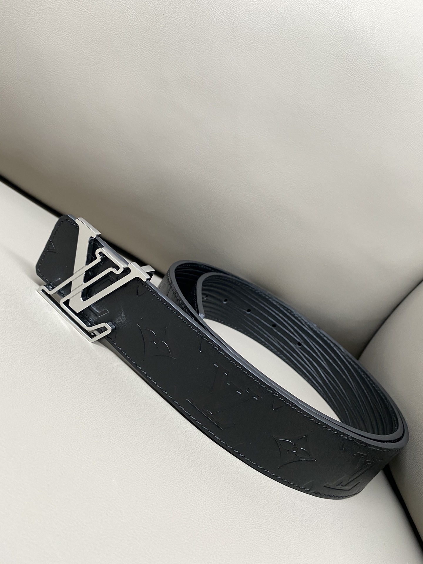 Louis Vuitton Basic Belt Cow Leather S-l