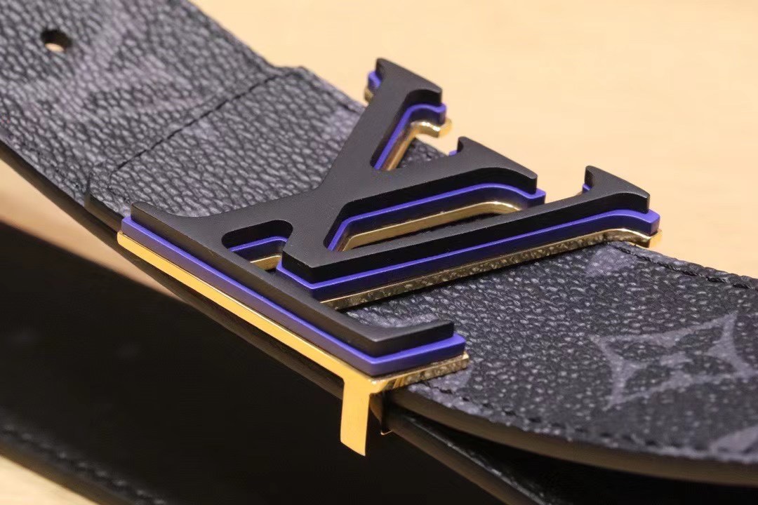 Louis Vuitton Male Basic Belt Cow Leather S-l