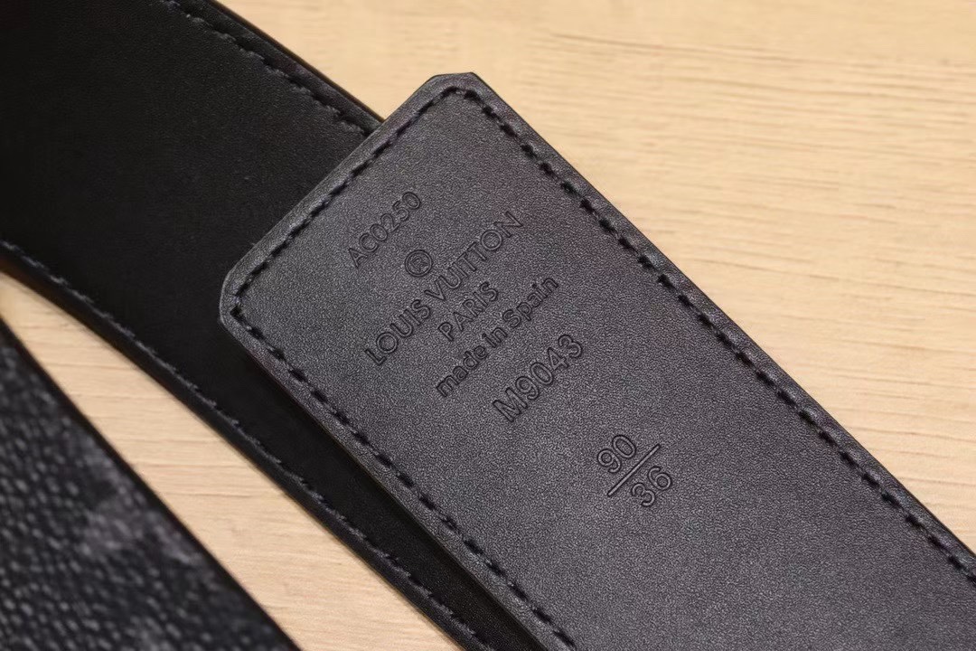 Louis Vuitton Male Basic Belt Cow Leather S-l