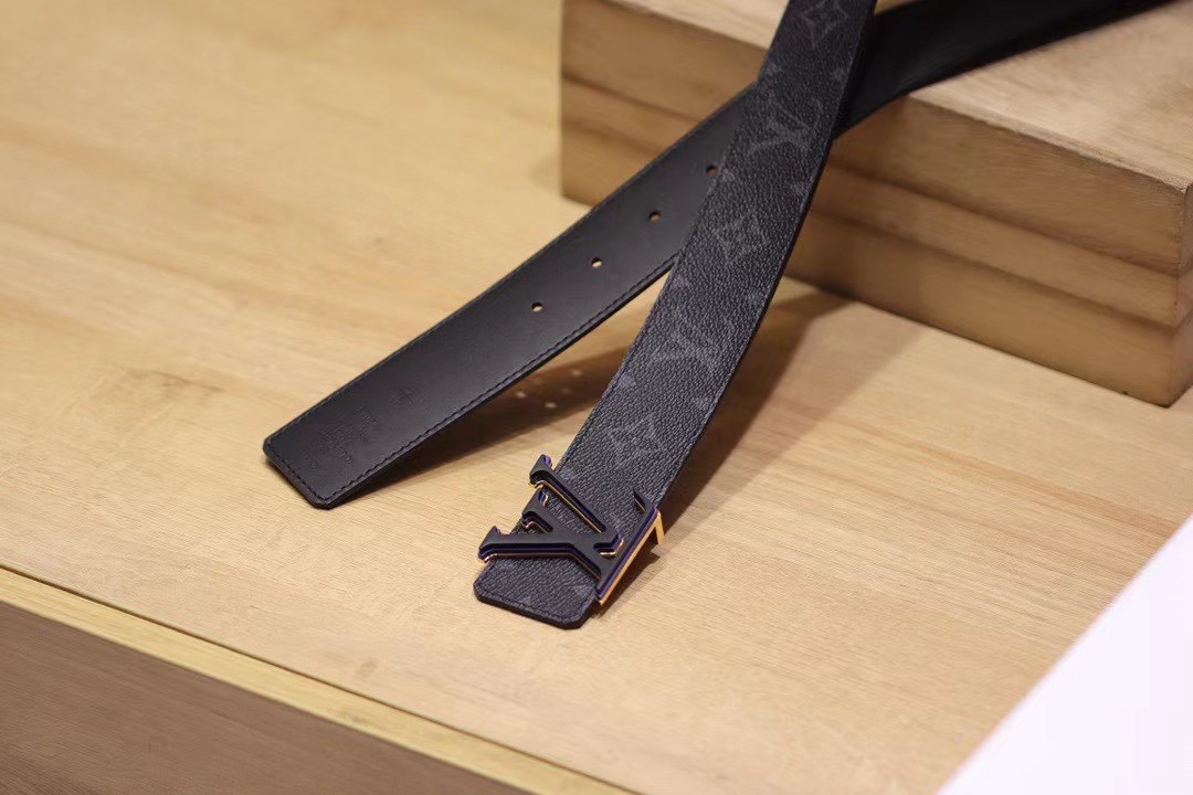 Louis Vuitton Male Basic Belt Cow Leather S-l