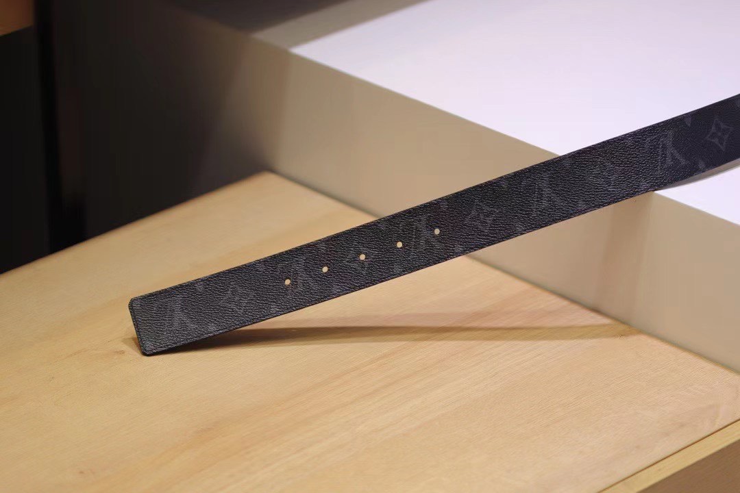 Louis Vuitton Male Basic Belt Cow Leather S-l