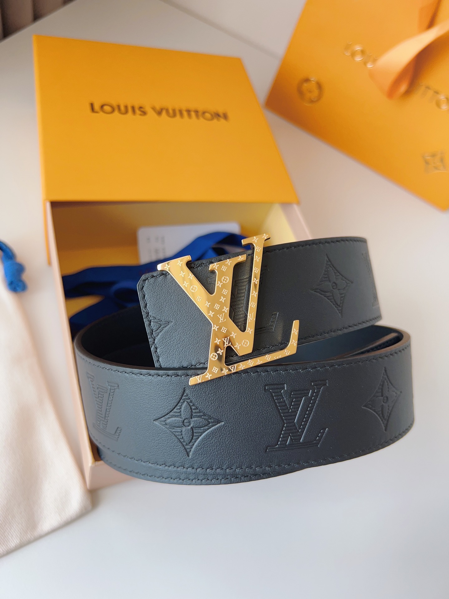 Louis Vuitton Basic Belt 40mm-l