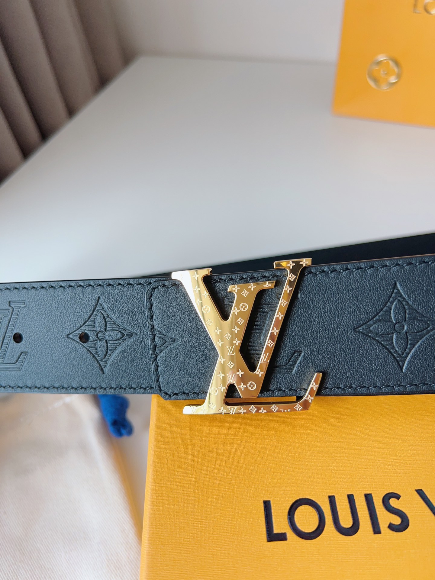 Louis Vuitton Basic Belt 40mm-l