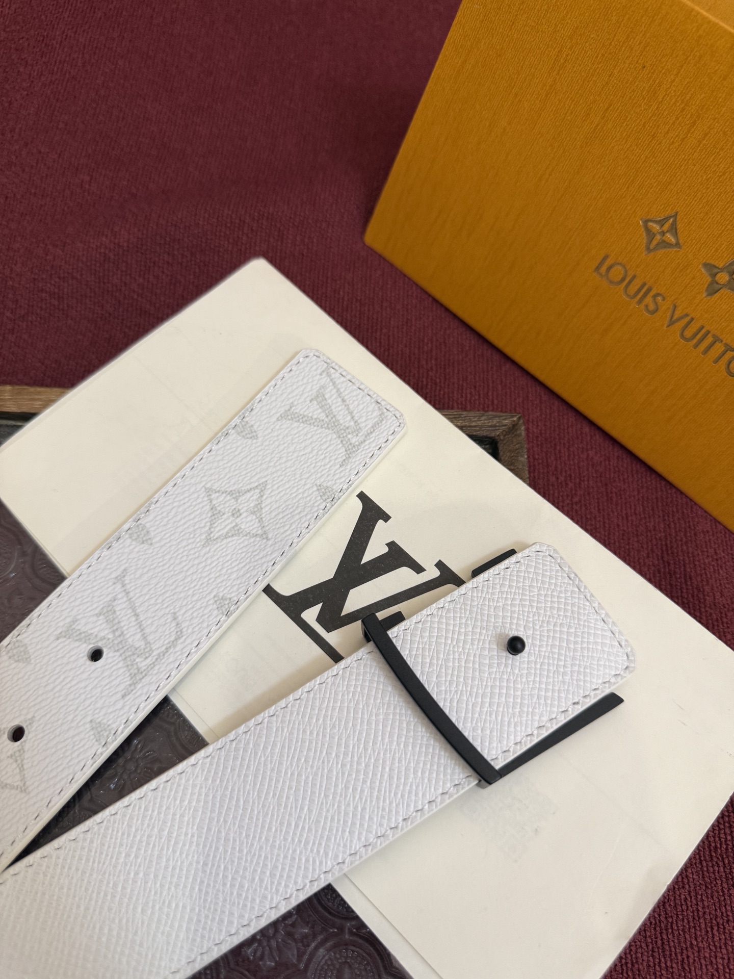 Louis Vuitton Male Leather Belt Cow Leather M-l