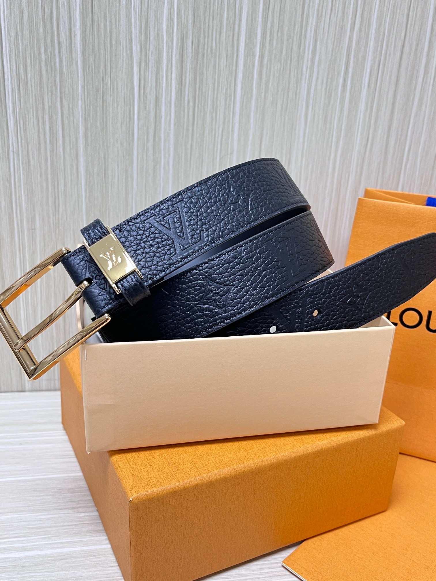 Louis Vuitton Male Basic Belt Cow Leather L