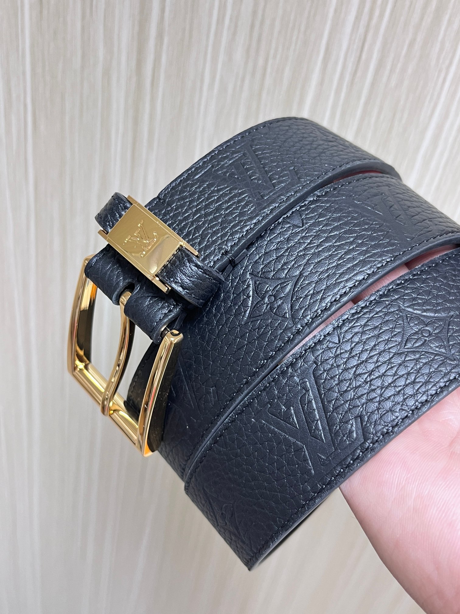 Louis Vuitton Male Basic Belt Cow Leather L