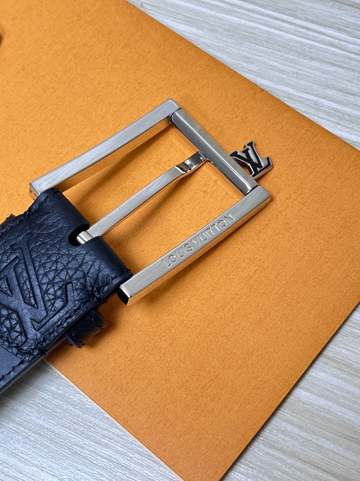 Louis Vuitton Male Basic Belt Cow Leather L