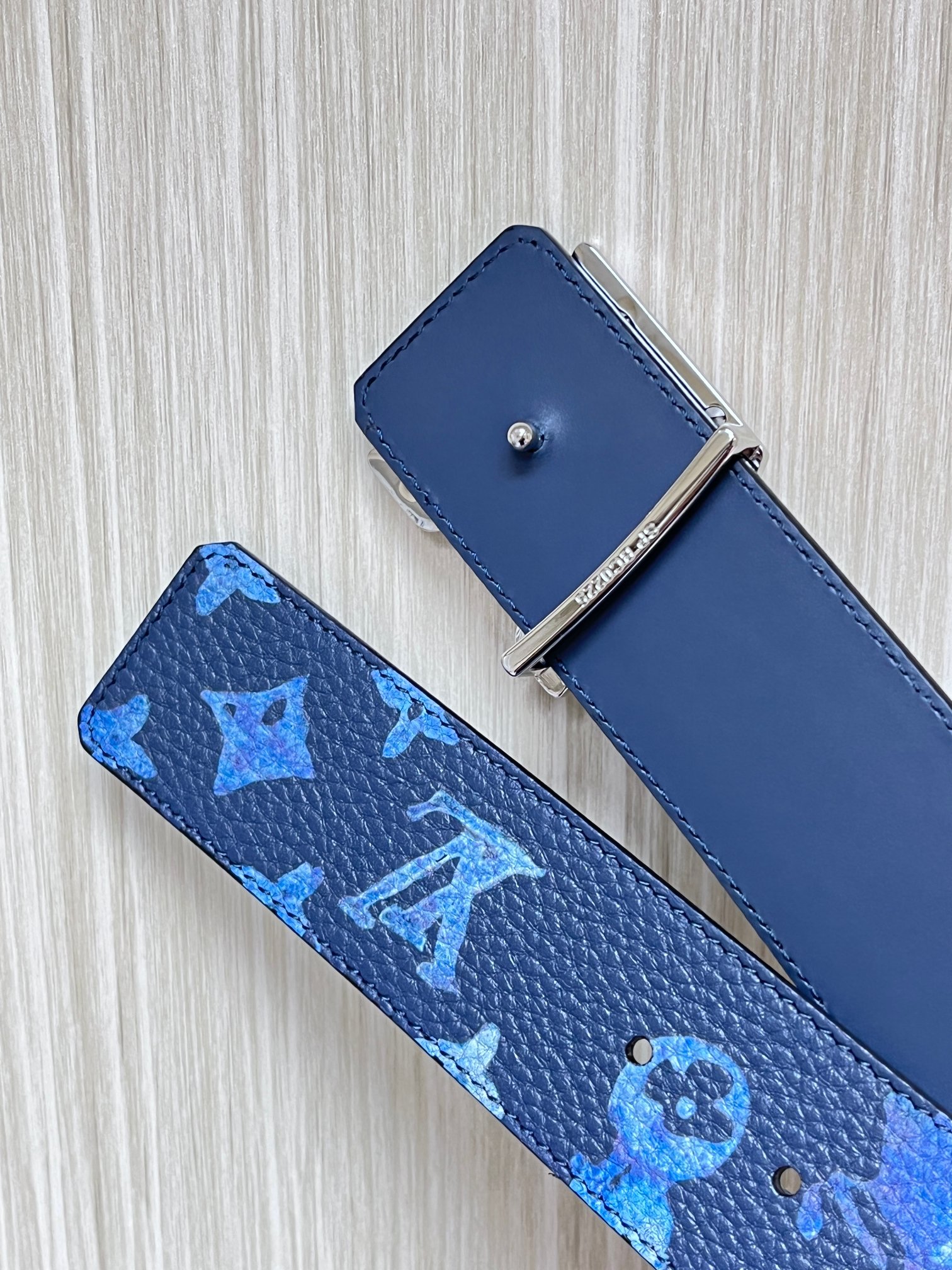 Louis Vuitton Male Basic Belt Cow Leather L