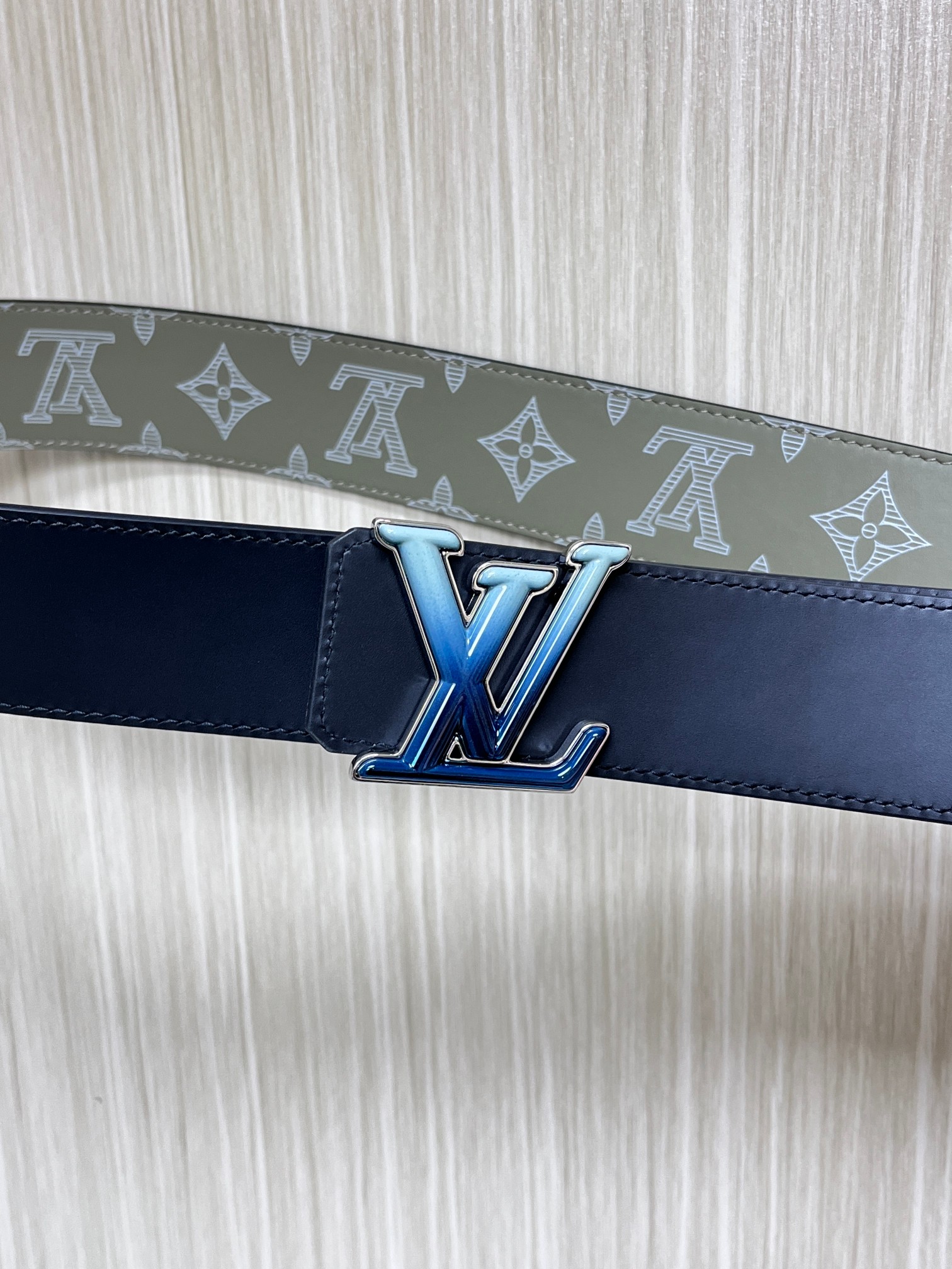 Louis Vuitton Male Basic Belt Cow Leather L