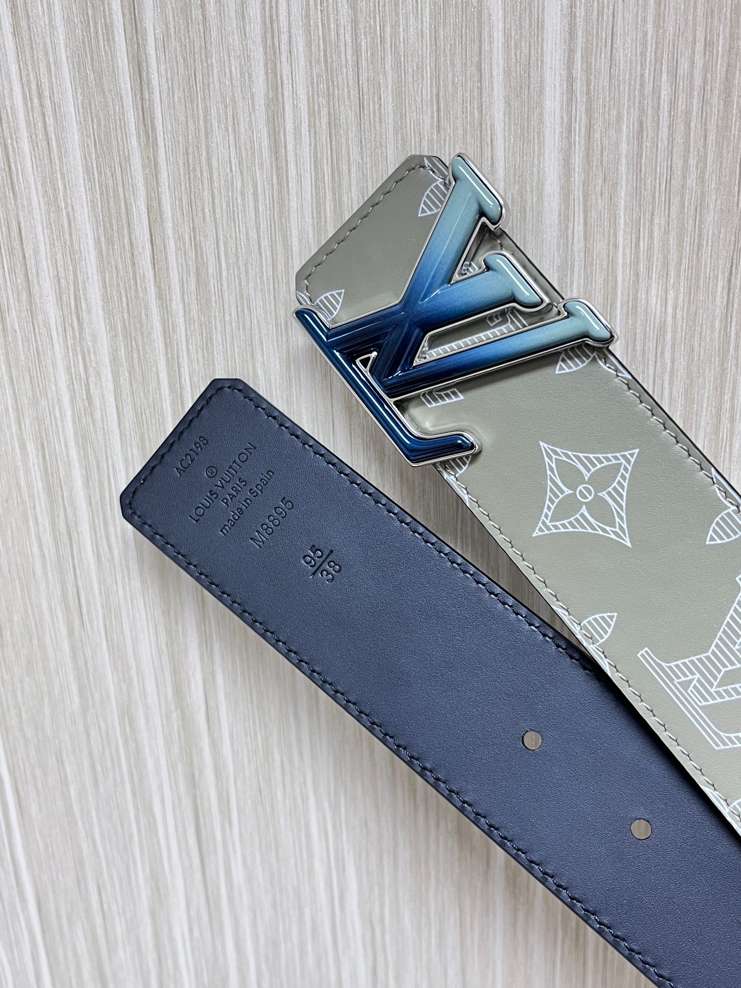 Louis Vuitton Male Basic Belt Cow Leather L