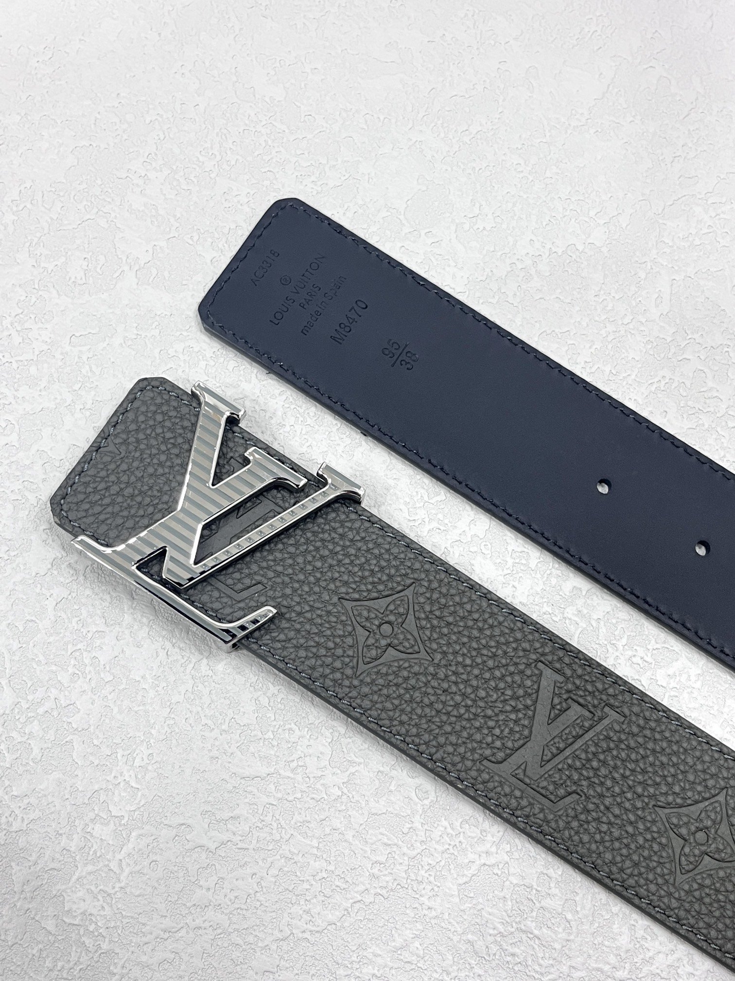 Louis Vuitton Male Basic Belt Cow Leather 40mm-l