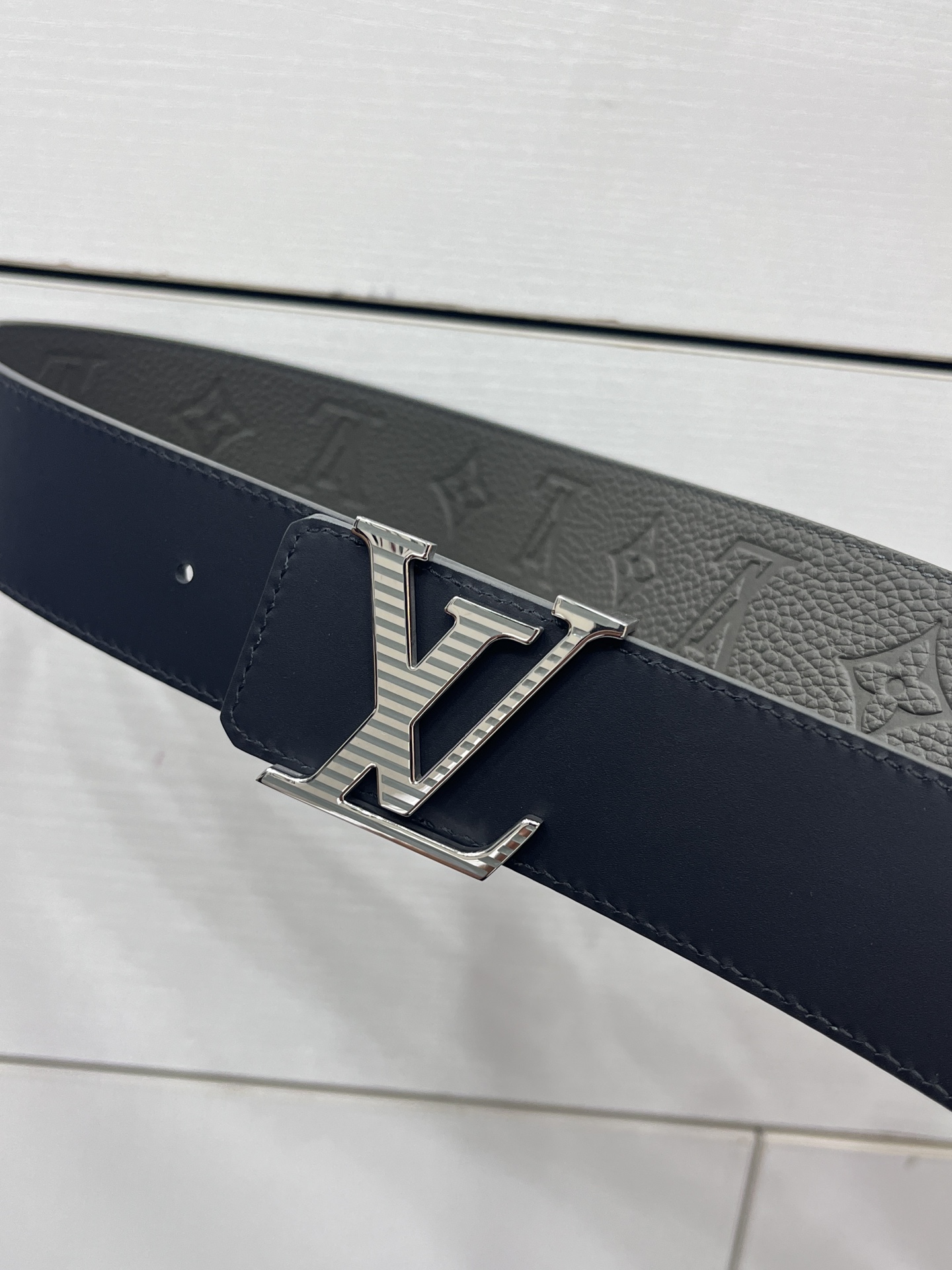 Louis Vuitton Male Basic Belt Cow Leather 40mm-l