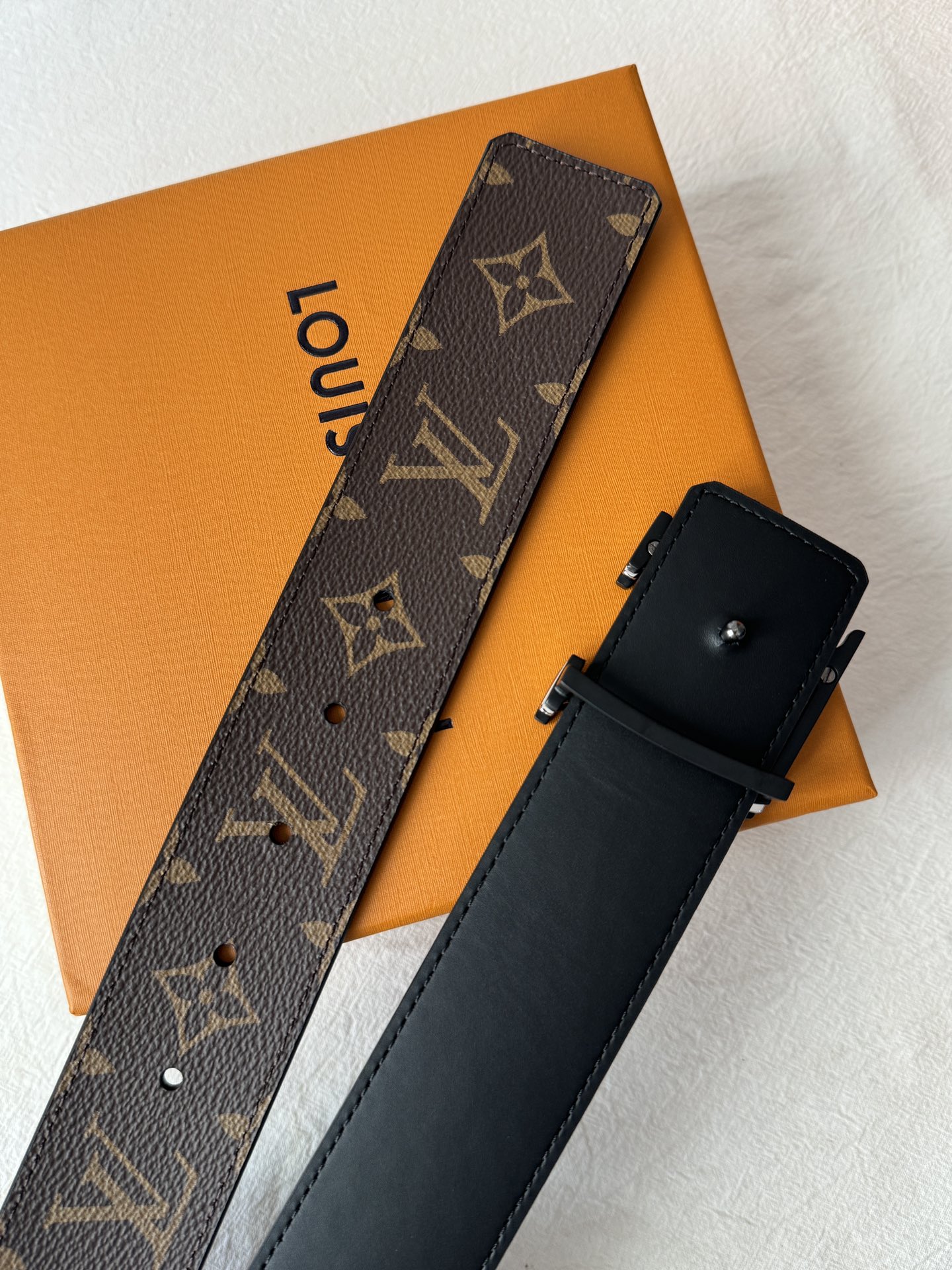 Louis Vuitton Male Basic Belt 40mm-s-m-l