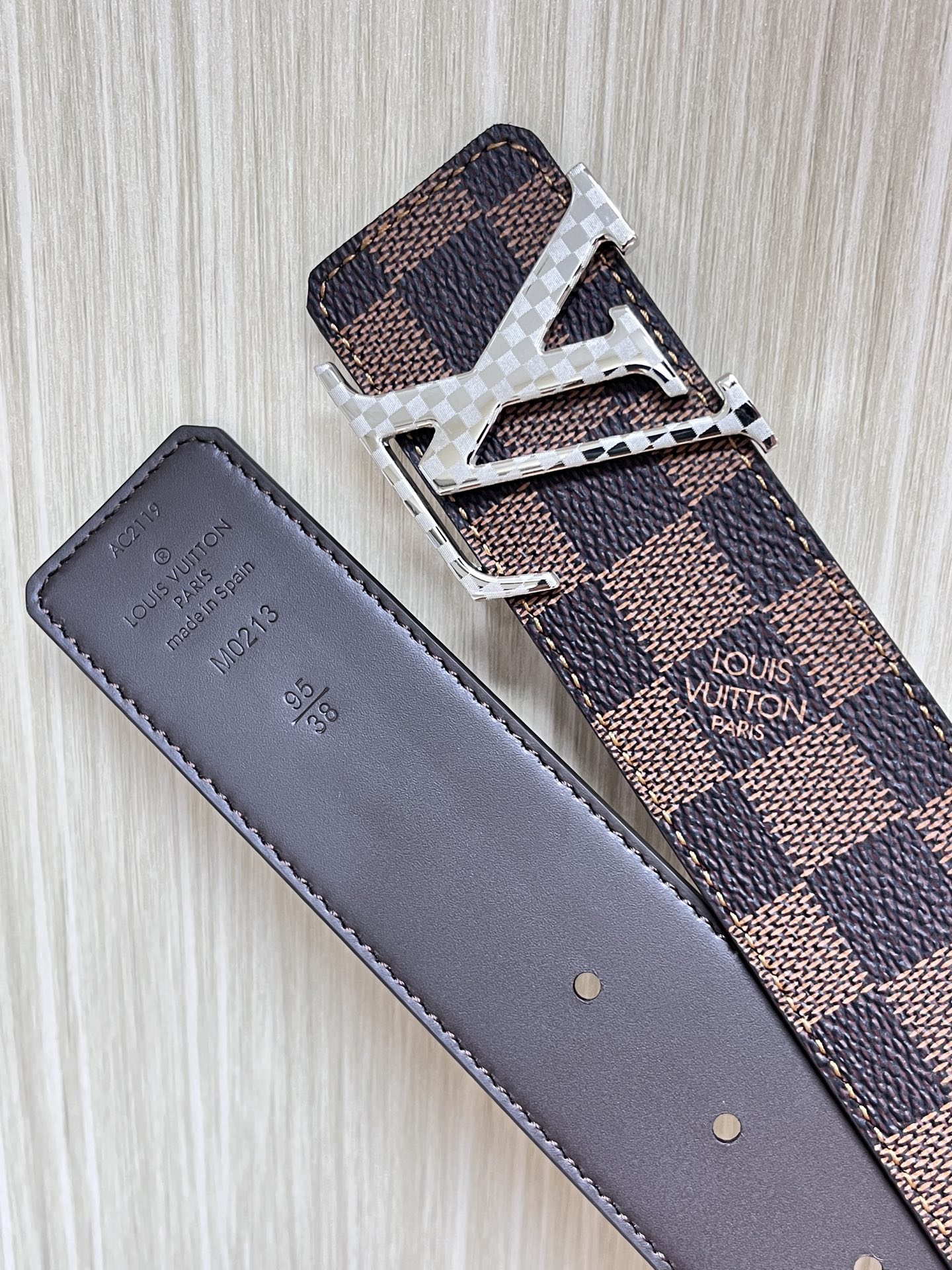 Louis Vuitton Male Basic Belt Cow Leather L