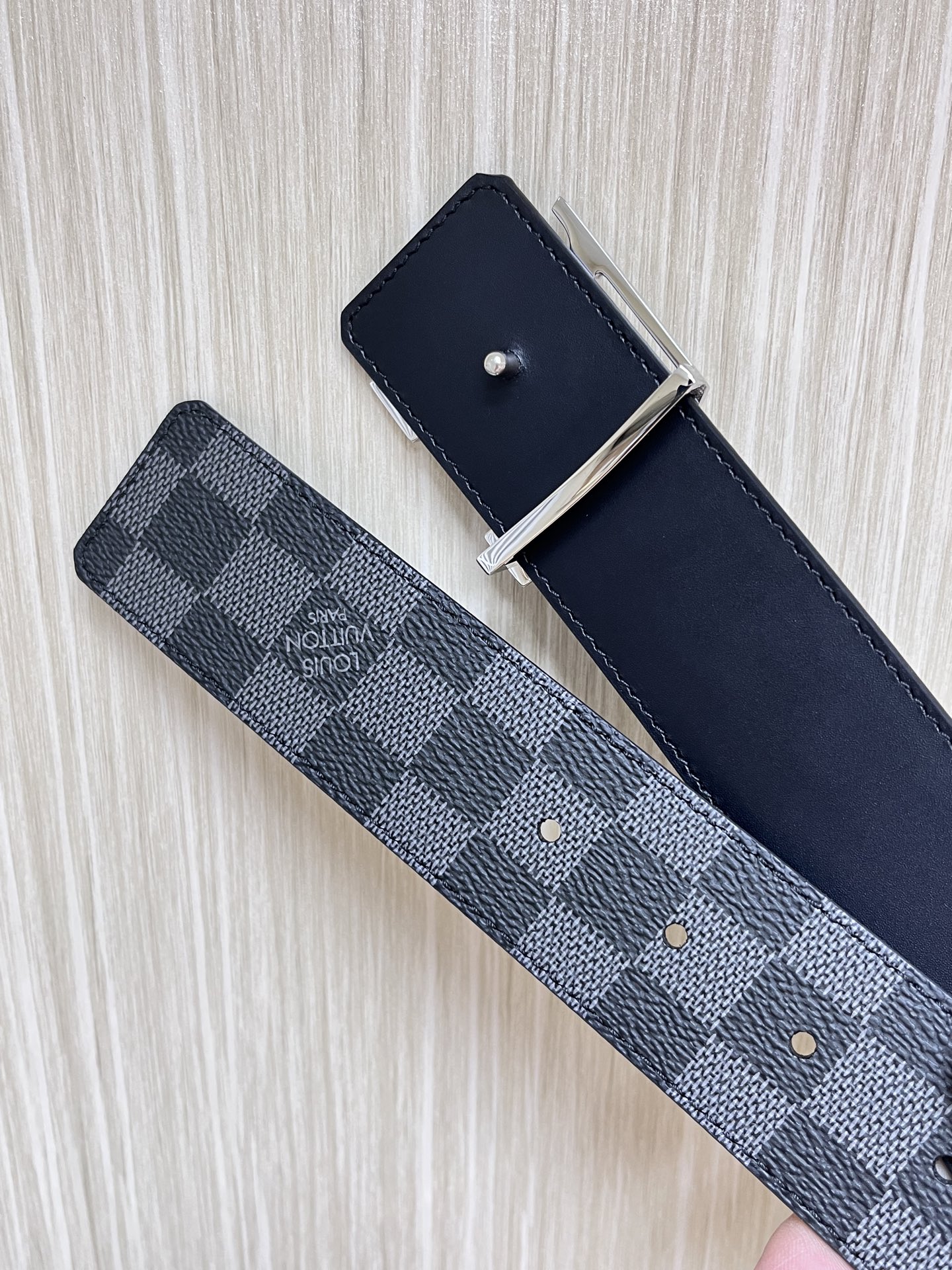 Louis Vuitton Male Basic Belt Cow Leather L