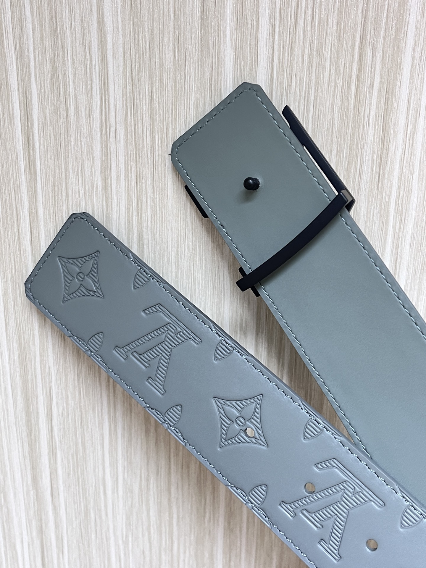 Louis Vuitton Male Basic Belt Cow Leather L