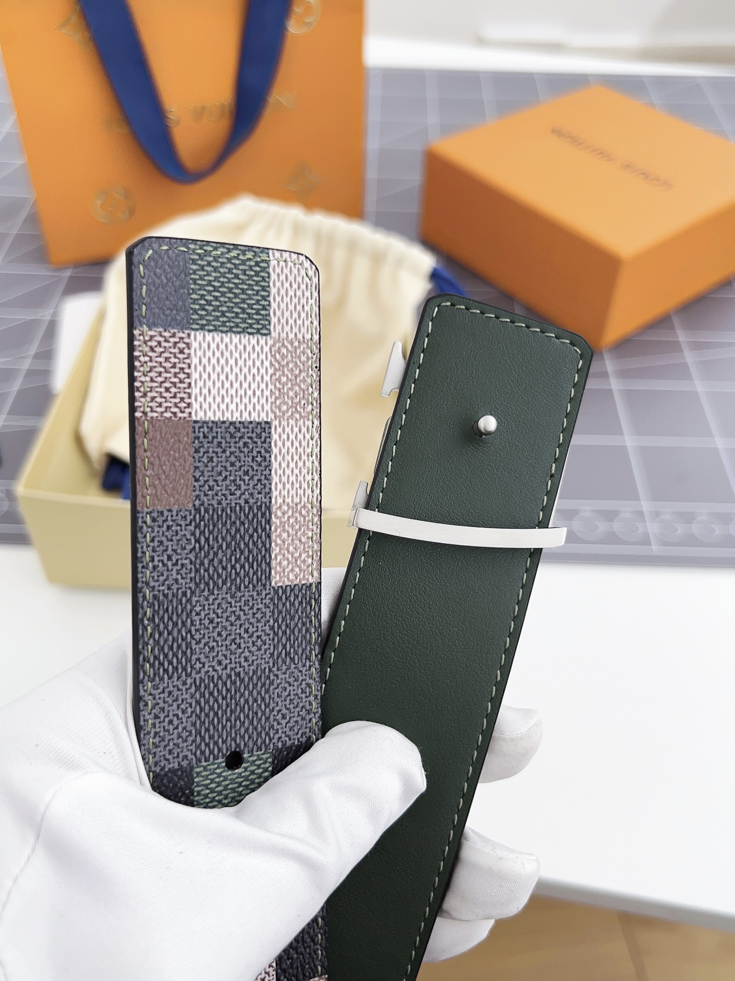 Louis Vuitton Male Basic Belt Cow Leather L