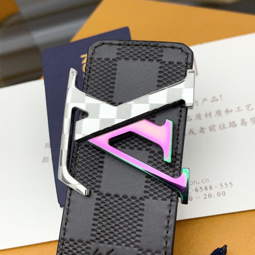 Louis Vuitton Male Leather Belt L