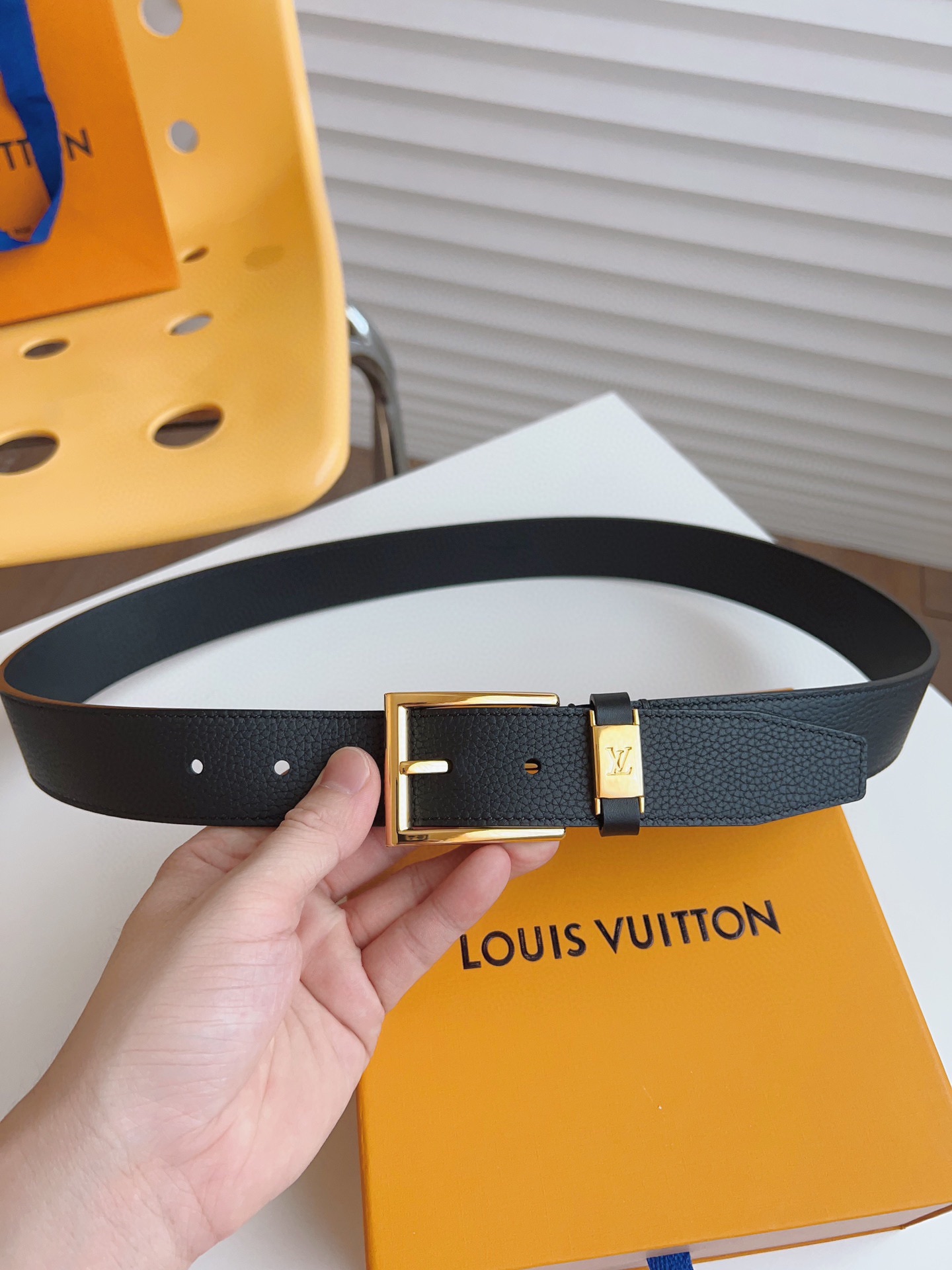Louis Vuitton Male Pin Buckle Belt 35mm-l