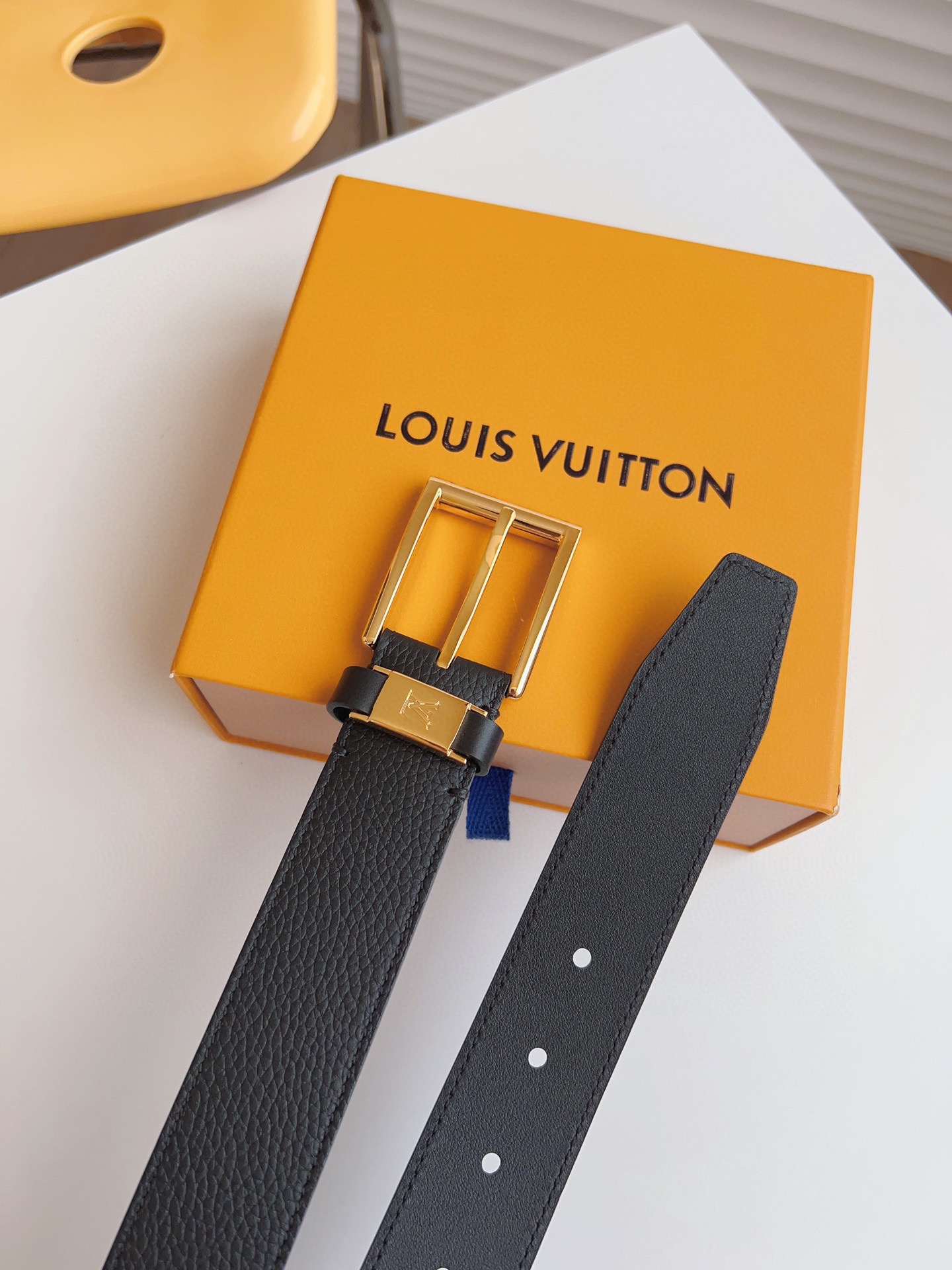 Louis Vuitton Male Pin Buckle Belt 35mm-l