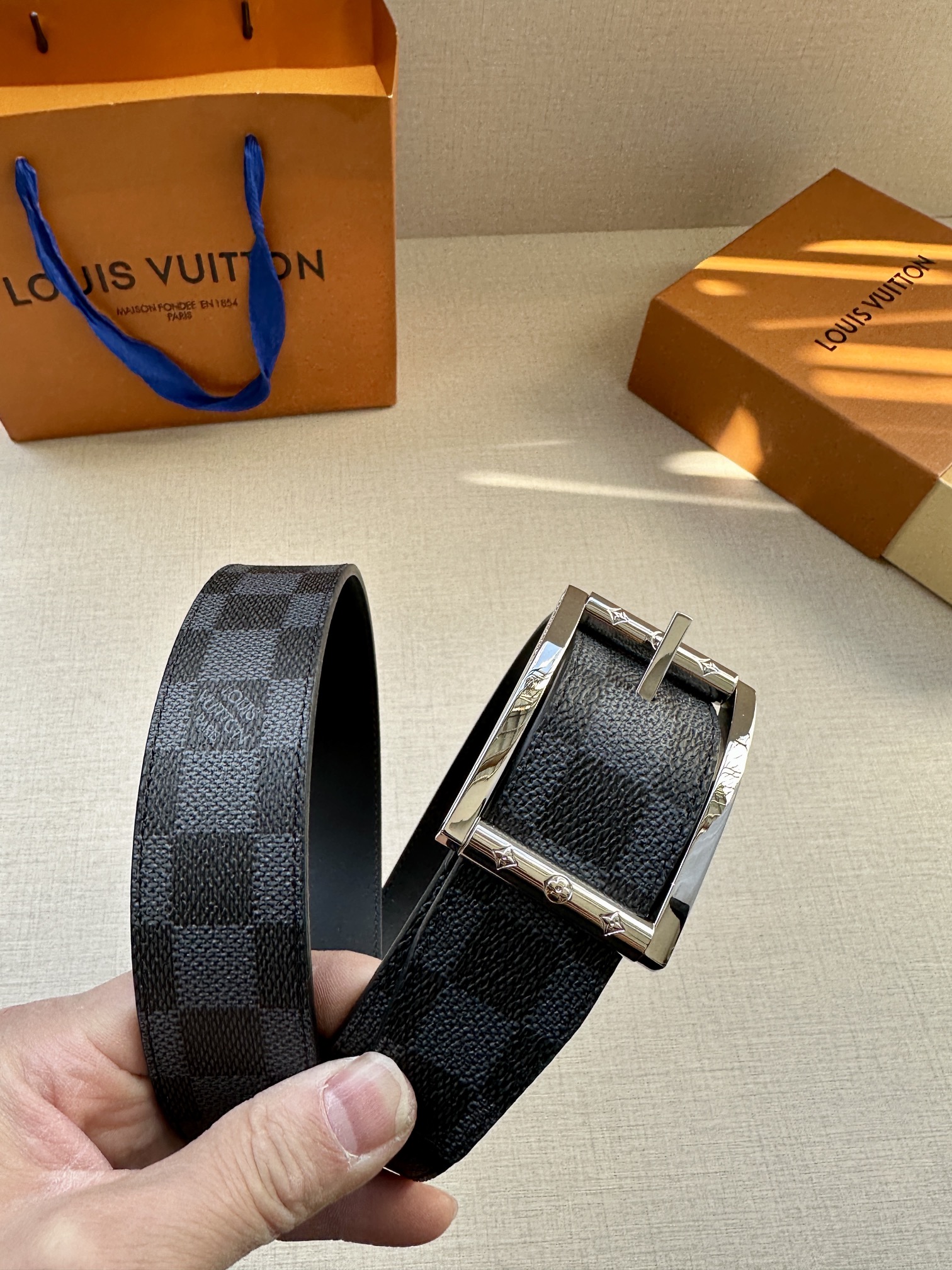 Louis Vuitton Male Pin Buckle Belt Cow Leather S-m-l