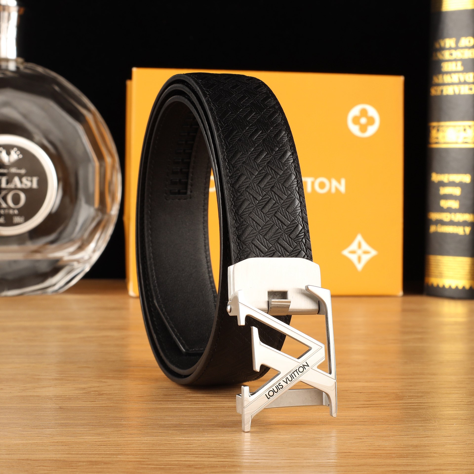 Louis Vuitton Basic Belt L