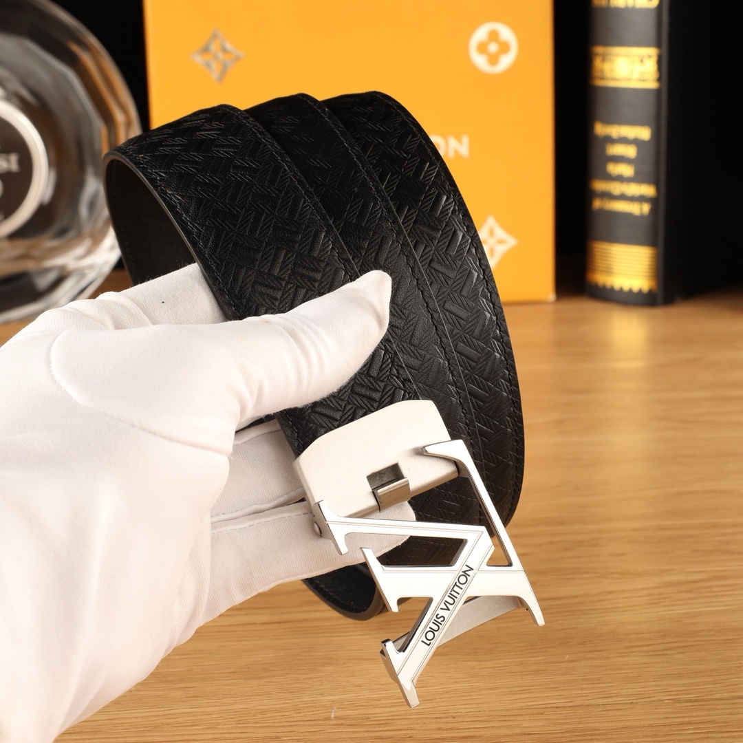 Louis Vuitton Basic Belt L