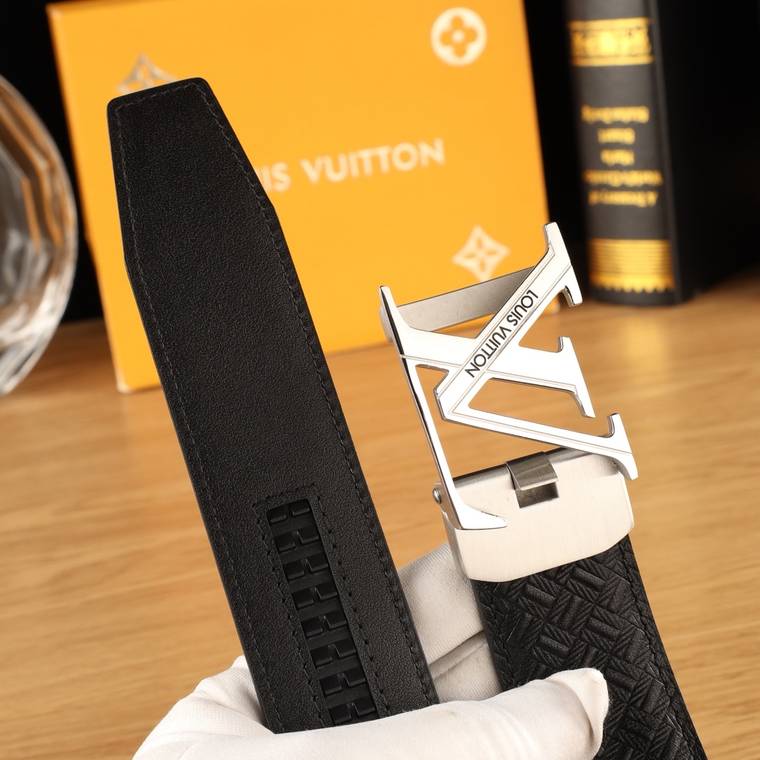 Louis Vuitton Basic Belt L