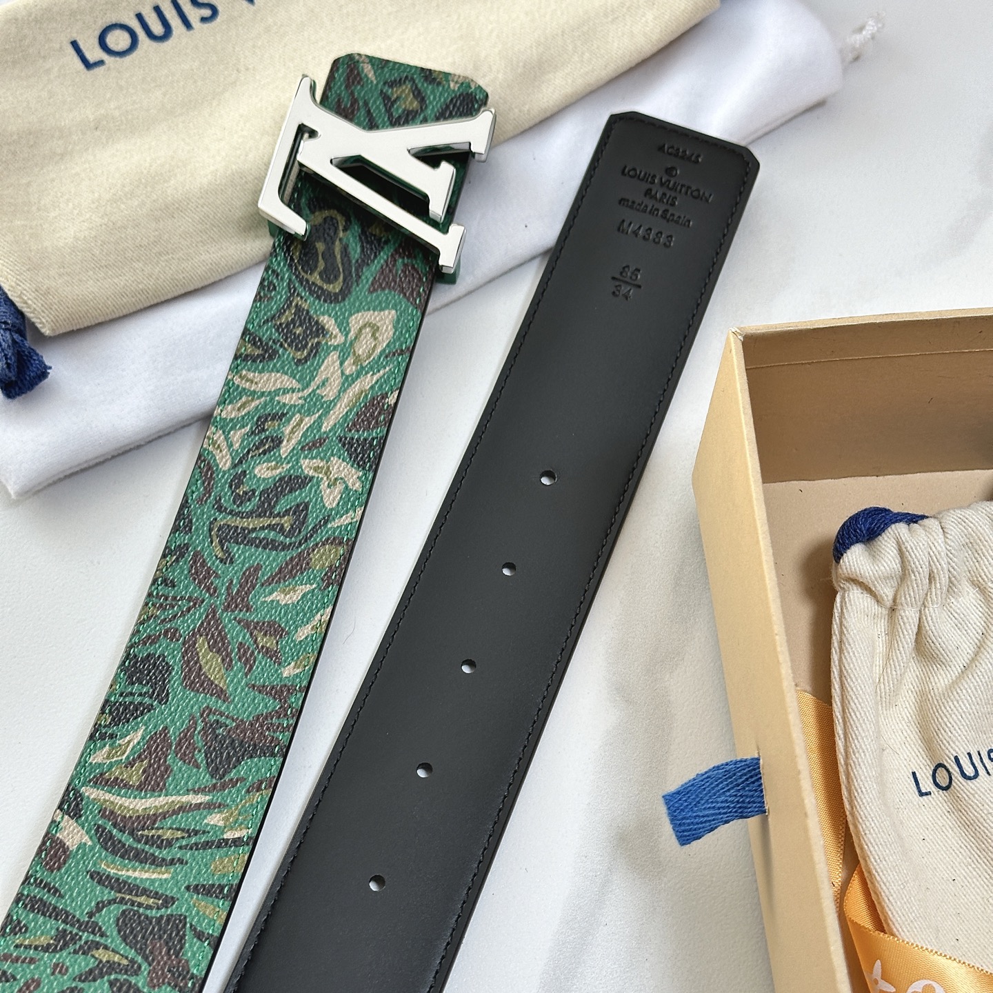 Louis Vuitton Basic Belt Canvas L