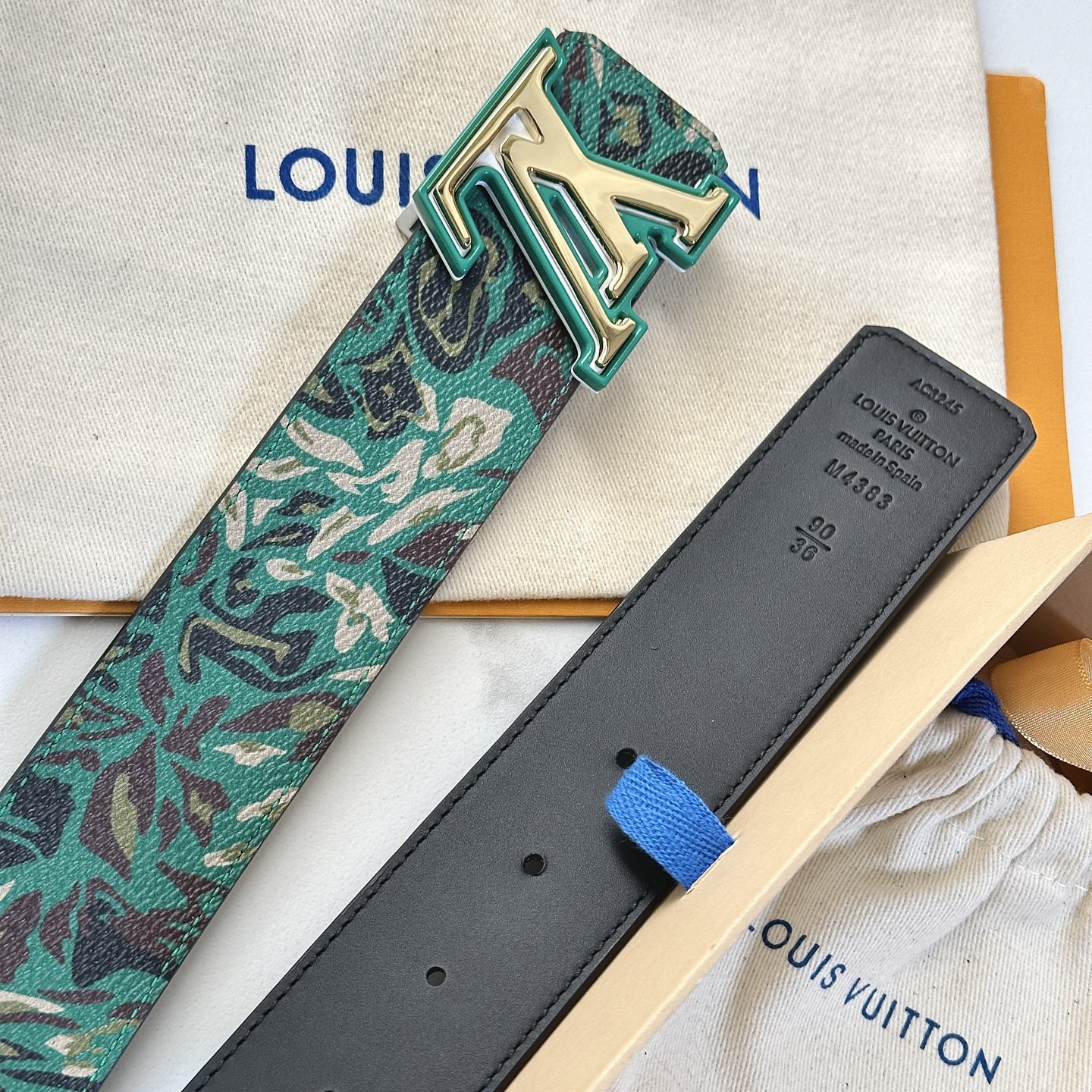 Louis Vuitton Basic Belt Canvas L